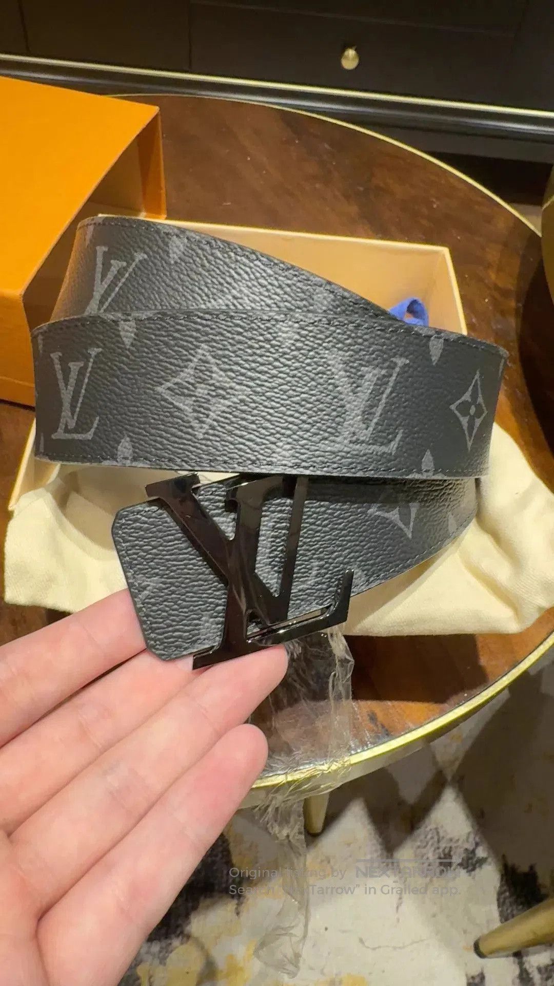 Louis Vuitton Gray Logo Buckle Belt. Size ONE SIZE - 1 Thumbnail