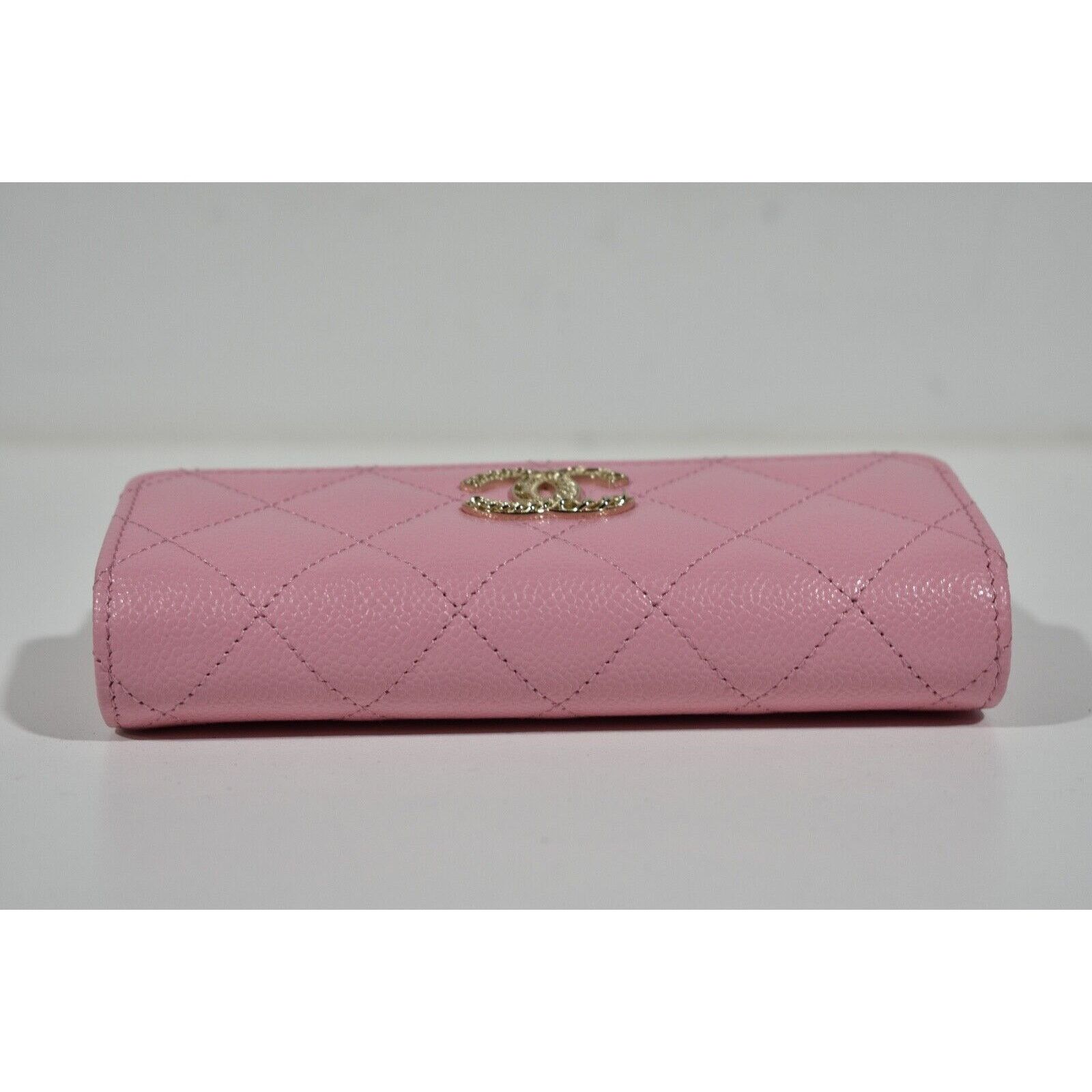 Chanel Chanel Quilted Classic Zipped Snap Button Medium Wallet Size ONE SIZE - 12 Thumbnail
