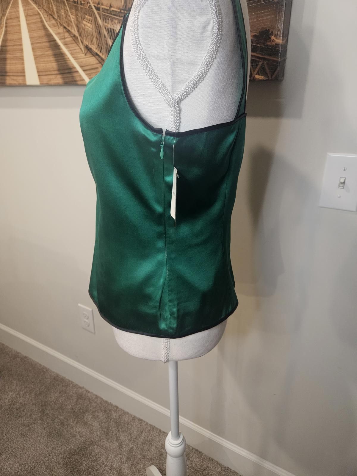 Designer Nwt Doncaster Elegant Green Silk Camisole with Black Trim Size S / US 4 / IT 40 - 2 Thumbnail