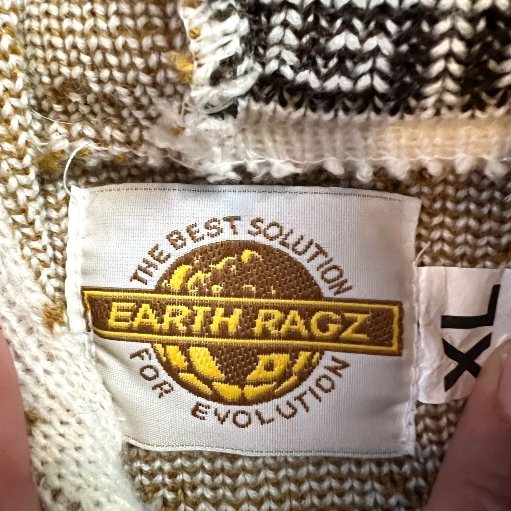 Vintage VINTAGE Earth Ragz Wool Buffalo Zip Up Hoodie Navaho Aztec Coat Overcoat XL Mens Brown Size US XL / EU 56 / 4 - 4 Thumbnail