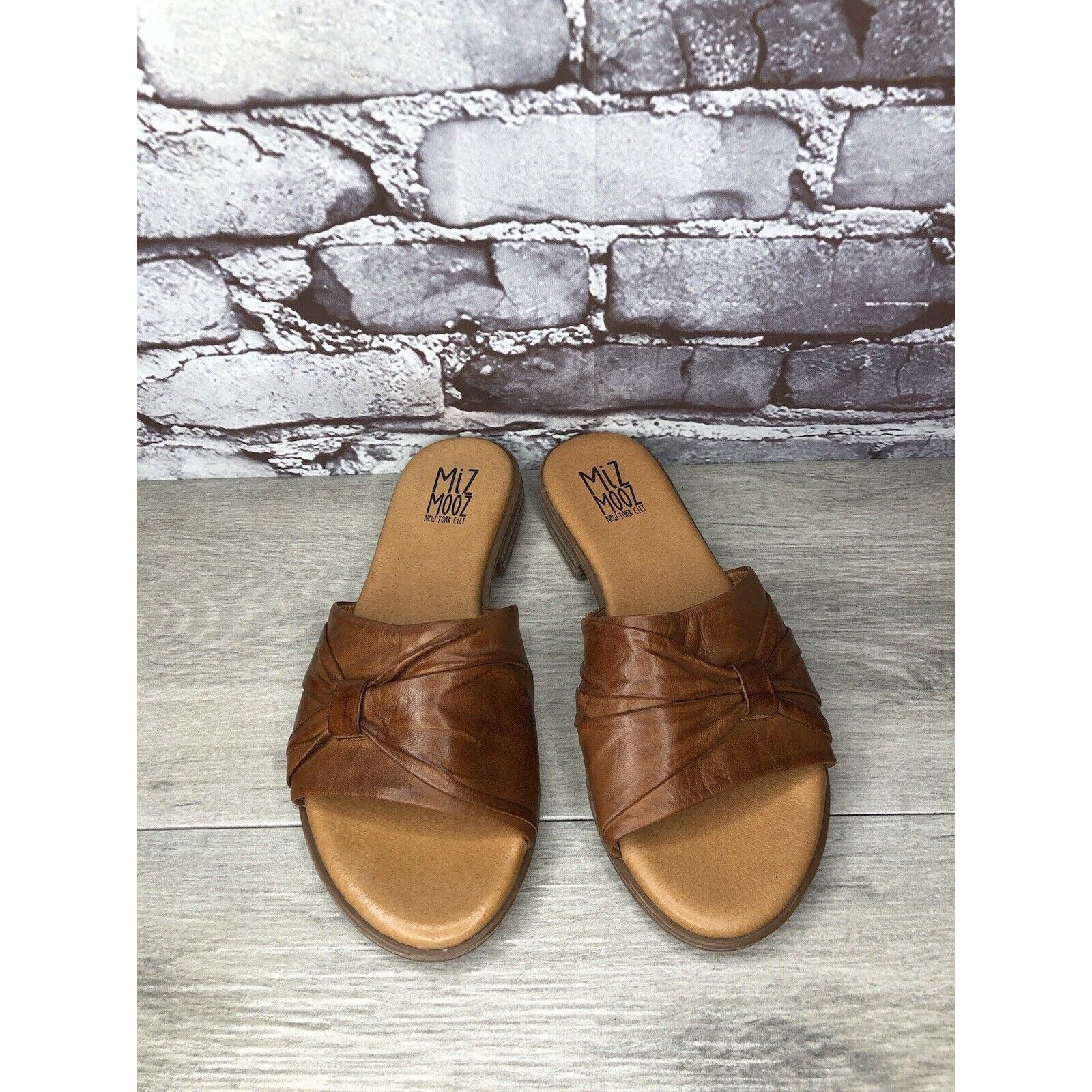 Other Miz Mooz Daisey Brown Leather Ruched Slides Heel Sandals Wom Size US 7.5 / IT 37.5 - 11 Thumbnail