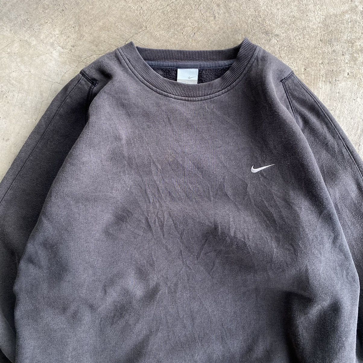 Nike NIKE Swoosh Essential Crewneck Sweatshirt Size US L / EU 52-54 / 3 - 2 Thumbnail