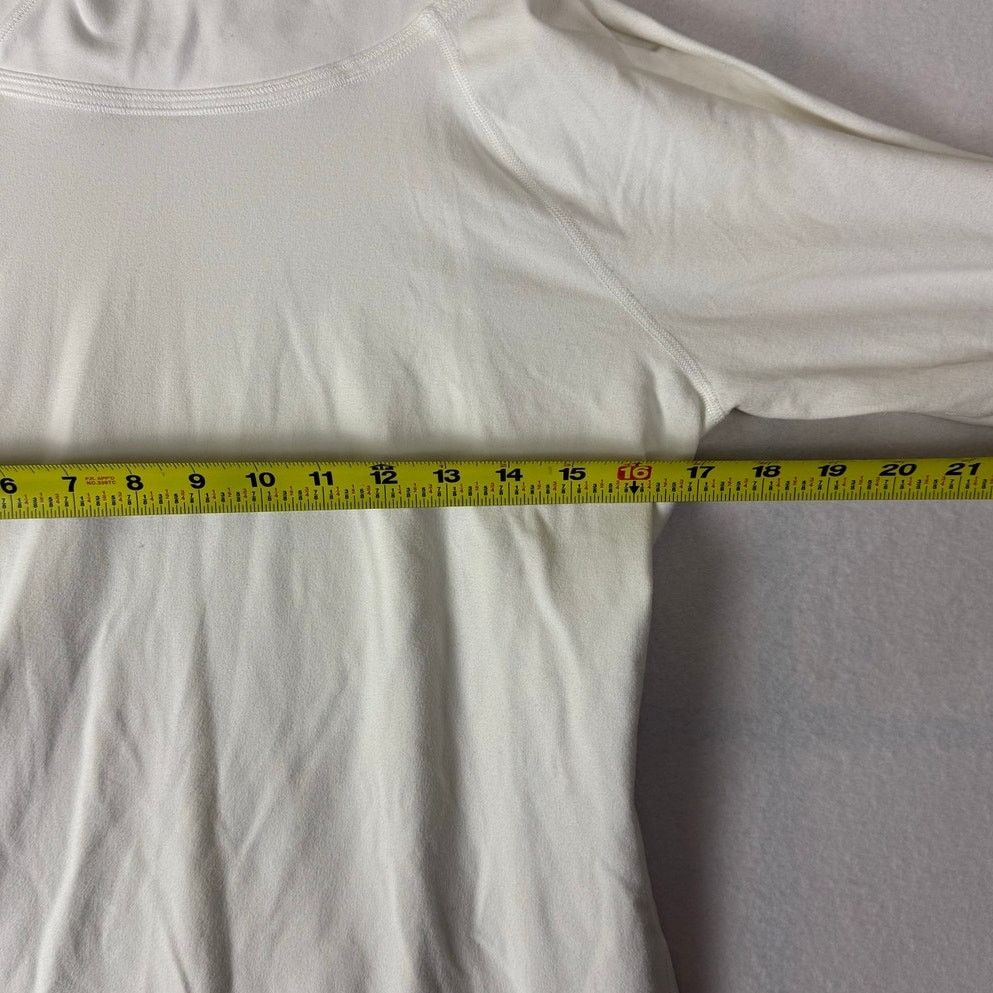 Lululemon Lululemon Healthy Heart Pullover White Long Sleeve 4 Size S / US 4 / IT 40 - 9 Thumbnail