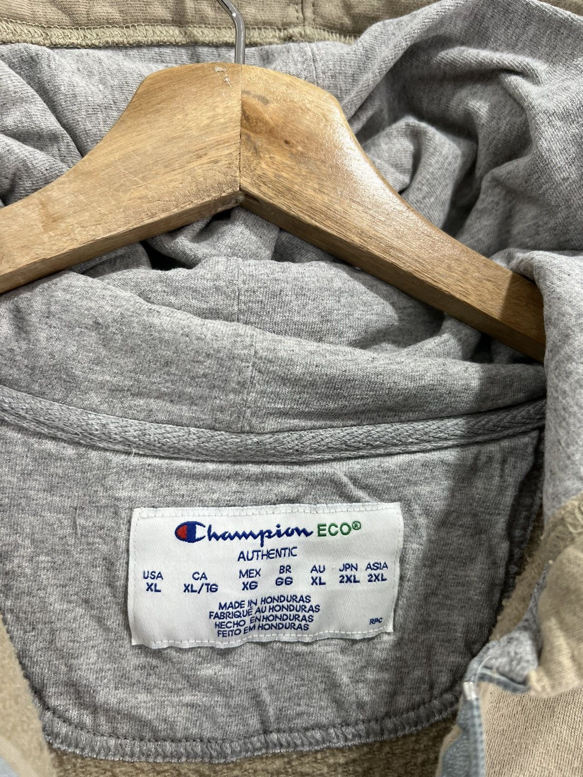 Champion × Japanese Brand × Vintage Vintage Champion Thrashed Zip Up Hoodie Sweater brown tan Size US XL / EU 56 / 4 - 5 Thumbnail