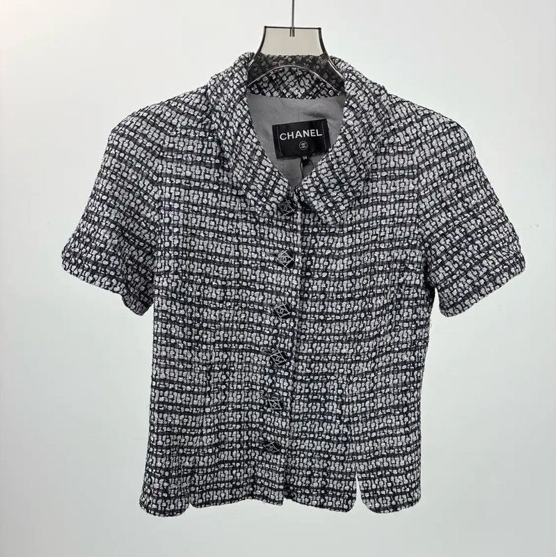 Chanel Chanel Short Sleeve Black Jacket 0089 Size S / US 4 / IT 40 - 1 Thumbnail