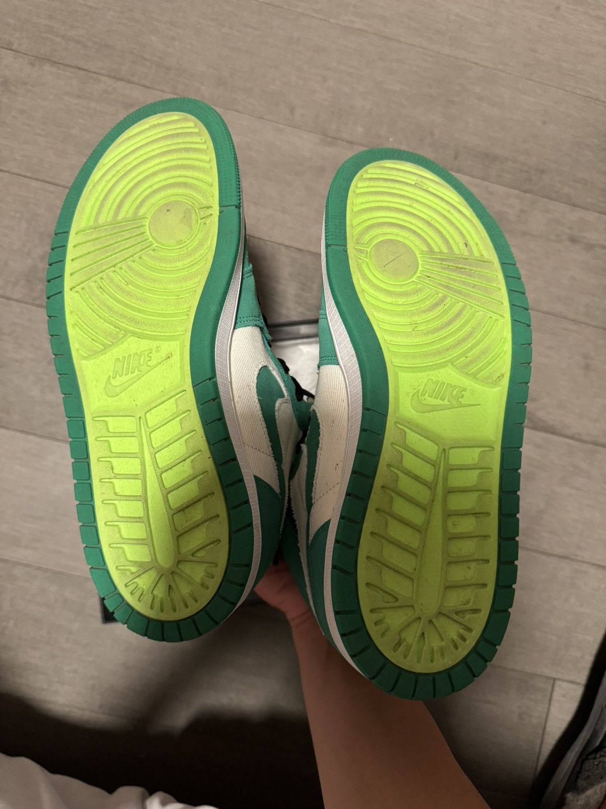 Jordan Brand × Nike Jordan 1 High Zoom Air CMFT Stadium Green Size US 11 / EU 44 - 6 Thumbnail