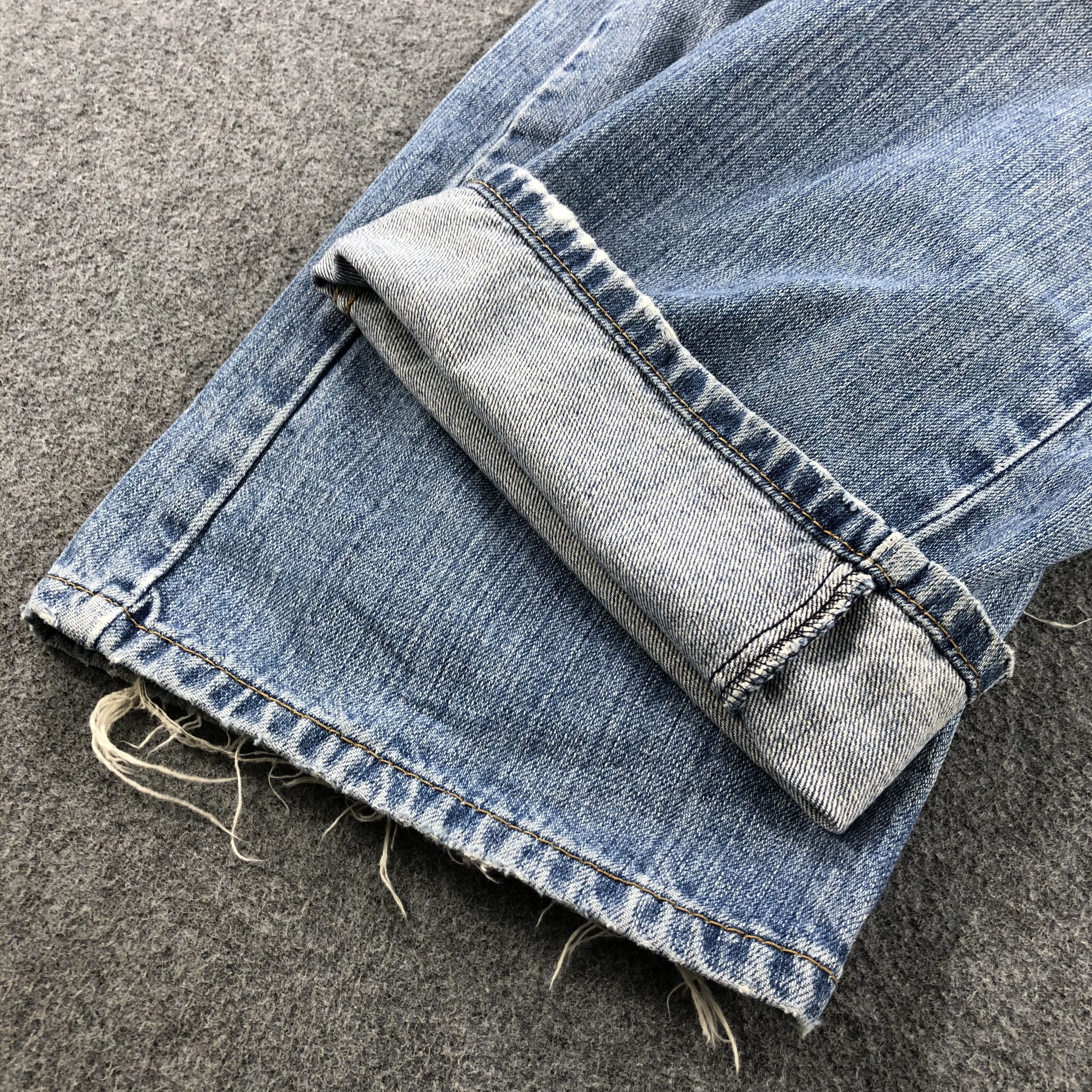 Levi's × Vintage 90s Vintage Blue Wash Levis 569 Jeans-JM1899 Size US 40 / EU 56 - 7 Thumbnail