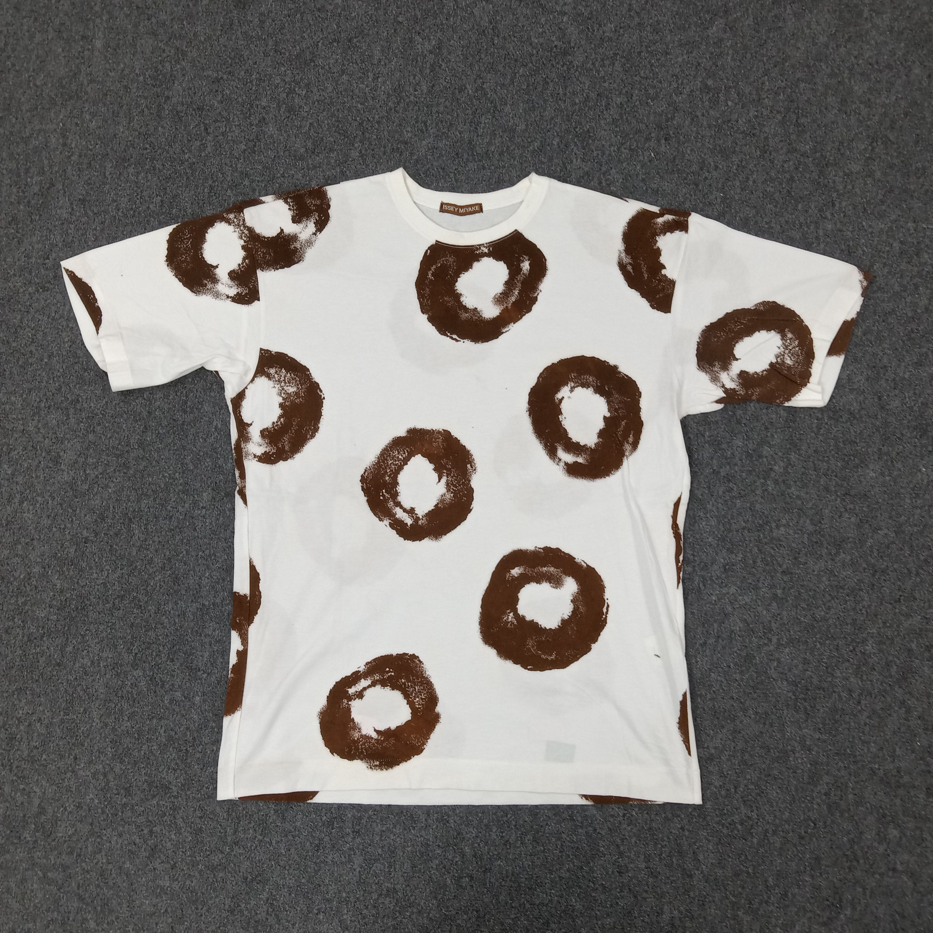 Issey Miyake × Japanese Brand × Vintage Issey Miyake Japanese Design Art Tshirt C219N53 Size US L / EU 52-54 / 3 - 1 Thumbnail