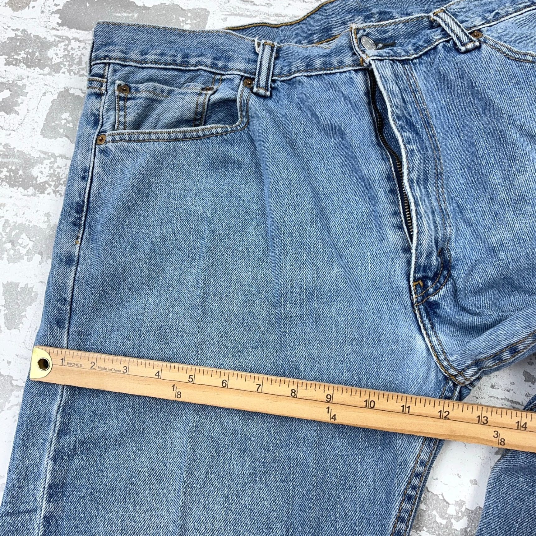 Levi's VINTAGE Levi's 505 Jeans Men 38x30 Regular Fit Straight Blue Denim 5-Pocket Pockets Belt Loops Zipper Zip Mid Rise 00s Y2K Mens Regular Jeans Size US 38 / EU 54 - 7 Thumbnail