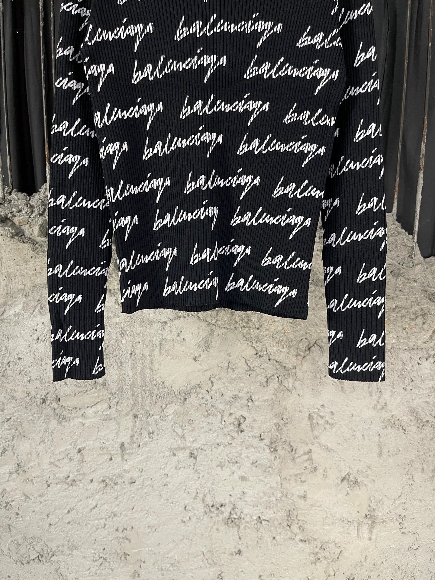 Balenciaga Balenciaga Logo Long Sleeve Size S New Size S / US 4 / IT 40 - 4 Thumbnail