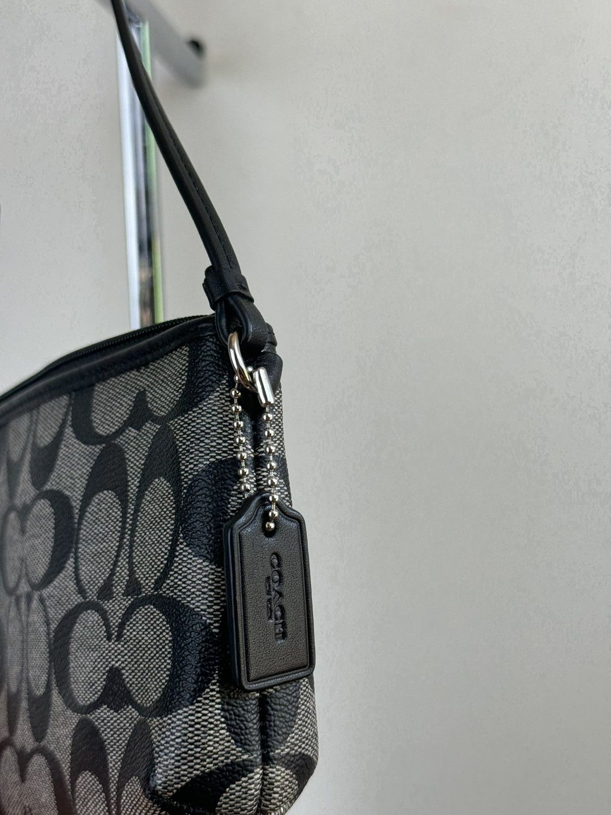 Coach Mini hand bag Coach y2k original casual streetwear item Size ONE SIZE - 3 Thumbnail