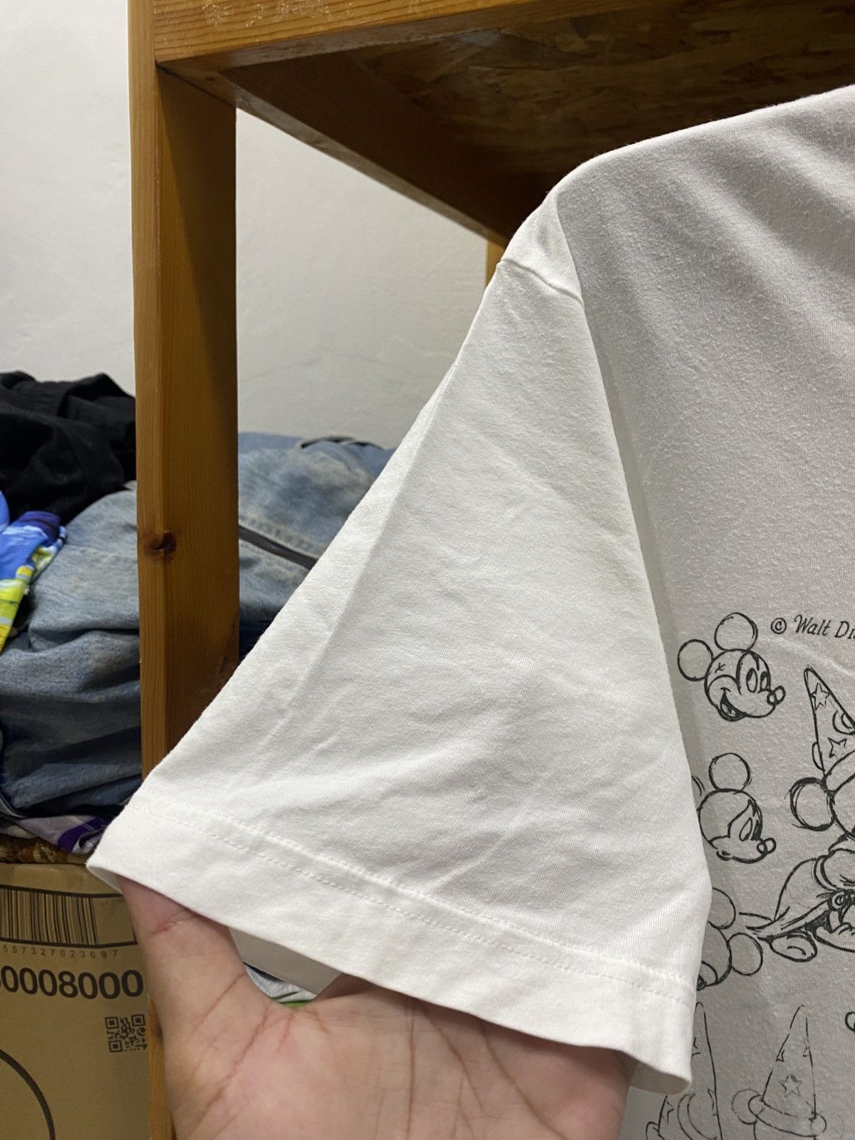 Uniqlo MICKEY MOUSE X UNIQLO X DISNEY TSHIRT Size US M / EU 48-50 / 2 - 6 Thumbnail