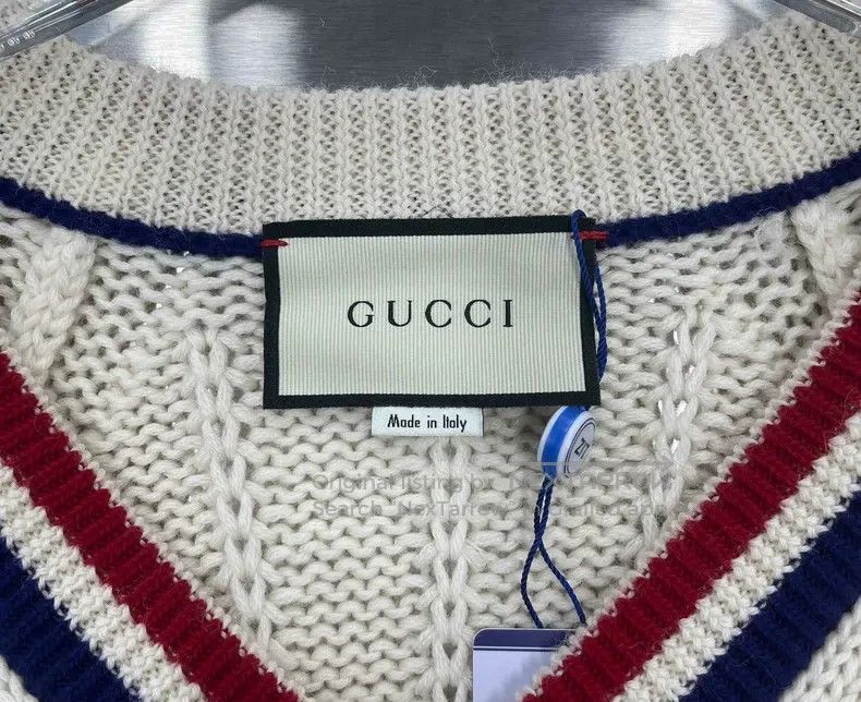 Gucci Gucci Beige chest knitted logo sweater Size US M / EU 48-50 / 2 - 3 Thumbnail