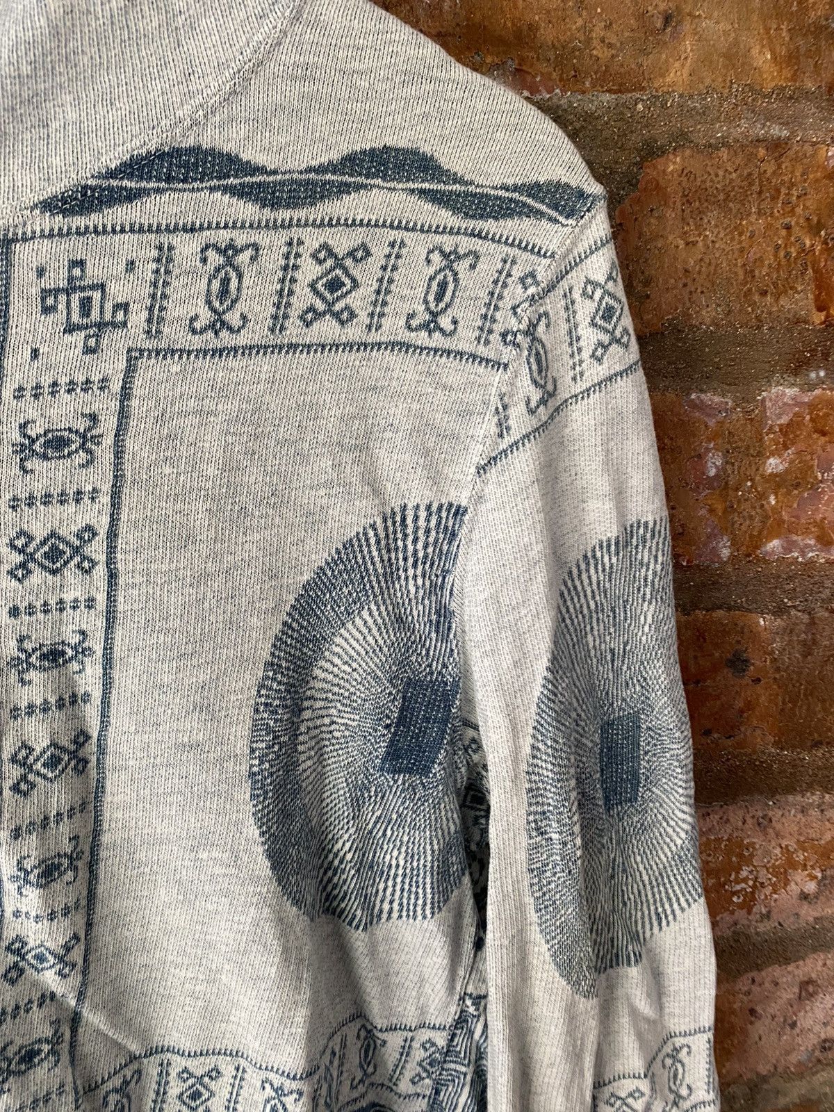 Remi Relief 2000s Abstract Native tribal hoodie Size US M / EU 48-50 / 2 - 7 Thumbnail