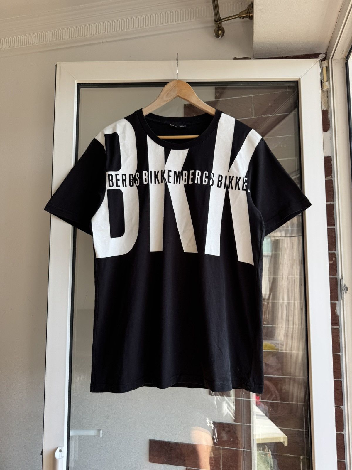 Dirk Bikkembergs Dirk Bikkembergs Tee Big Logo Size US XL / EU 56 / 4 - 2 Thumbnail