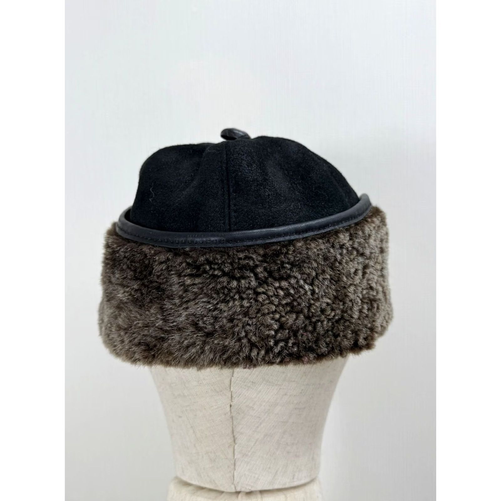 Vintage VINTAGE Nike? Real 100% Fur Sheepskin Bomber Caps Suede Leather Trapper Hat Black Size ONE SIZE - 4 Thumbnail