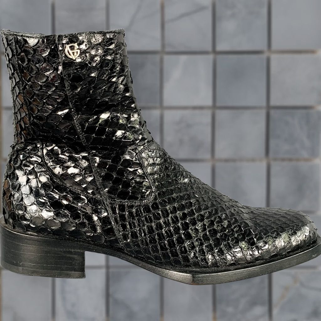 Versace GIANNI VERSACE Size 8 Black Python Leather Side Zipper Ankle Boots Size US 8 / EU 41 - 1 Thumbnail