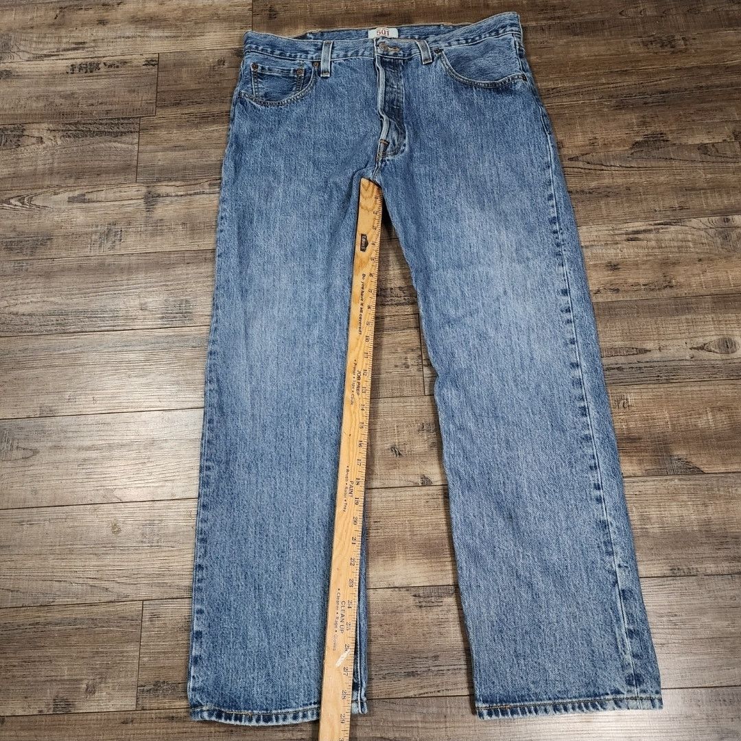 Levi's Levis 501 button fly jeans mens size 38x30 2300 Size US 38 / EU 54 - 2 Thumbnail