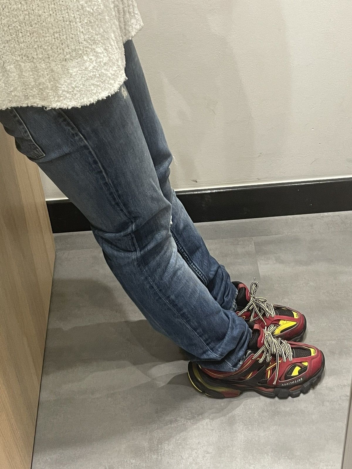 Acne Studios Acne Studios Roc Verakai Distressed Indigo Denim Pants Size US 30 / EU 46 - 6 Thumbnail