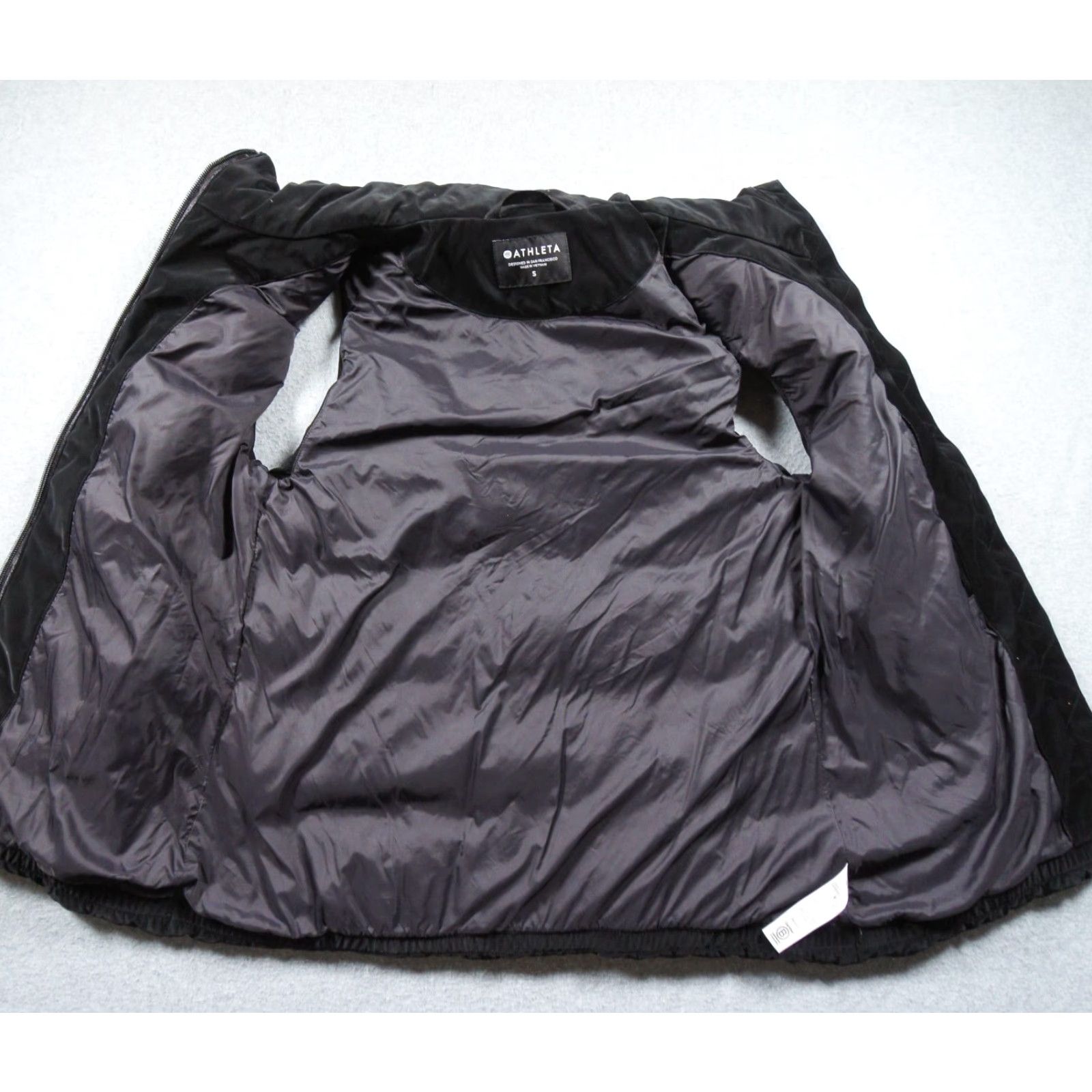 Athleta Athleta Jacket Womens Small Black Puffer Vest Goose Down Fill Outdoors Ladies Size S / US 4 / IT 40 - 6 Thumbnail