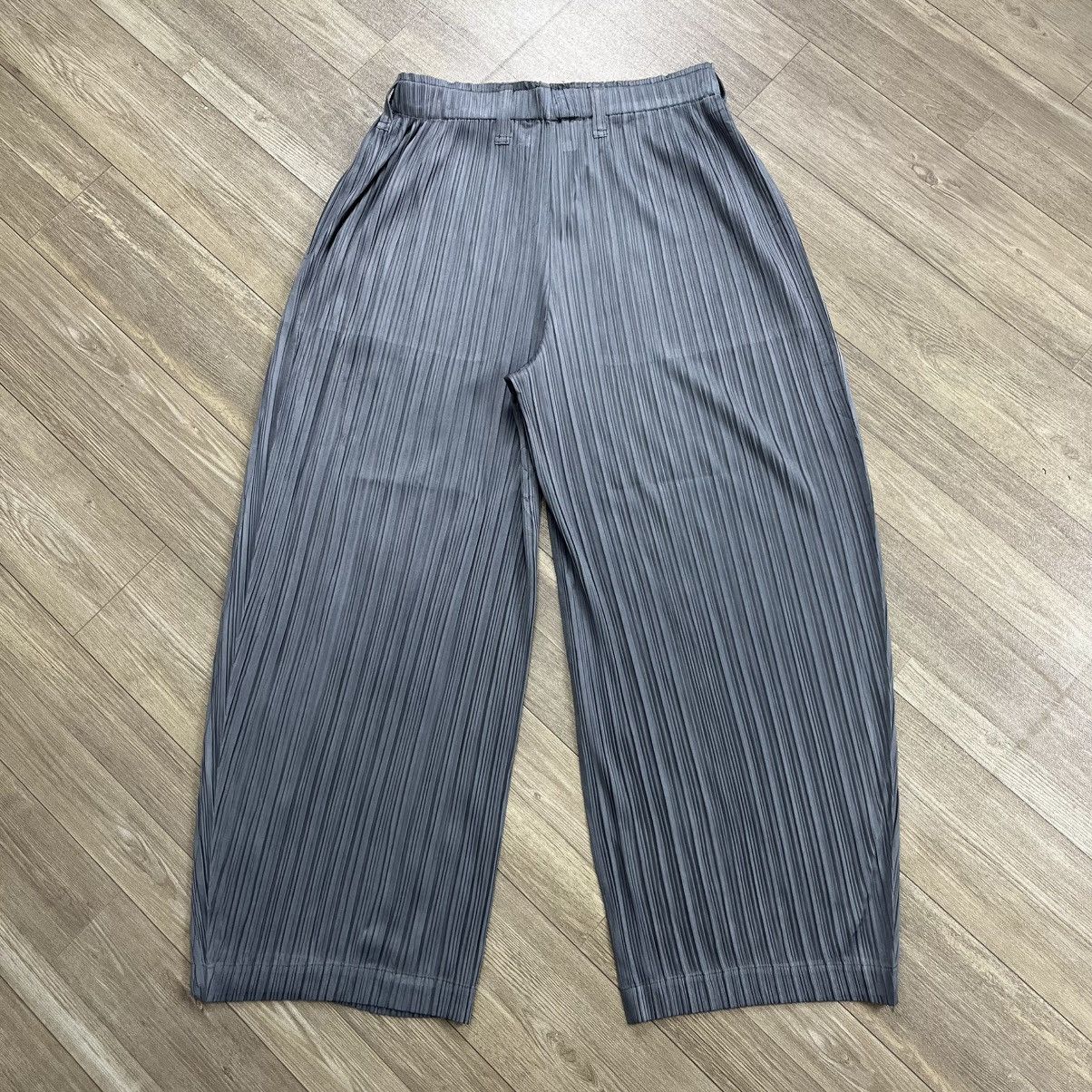 Pleats Please Issey Miyake Vintage Pleats Please Issey Miyake Wide Leg Pants Dark Gray Size US 28 / EU 44 - 19 Thumbnail
