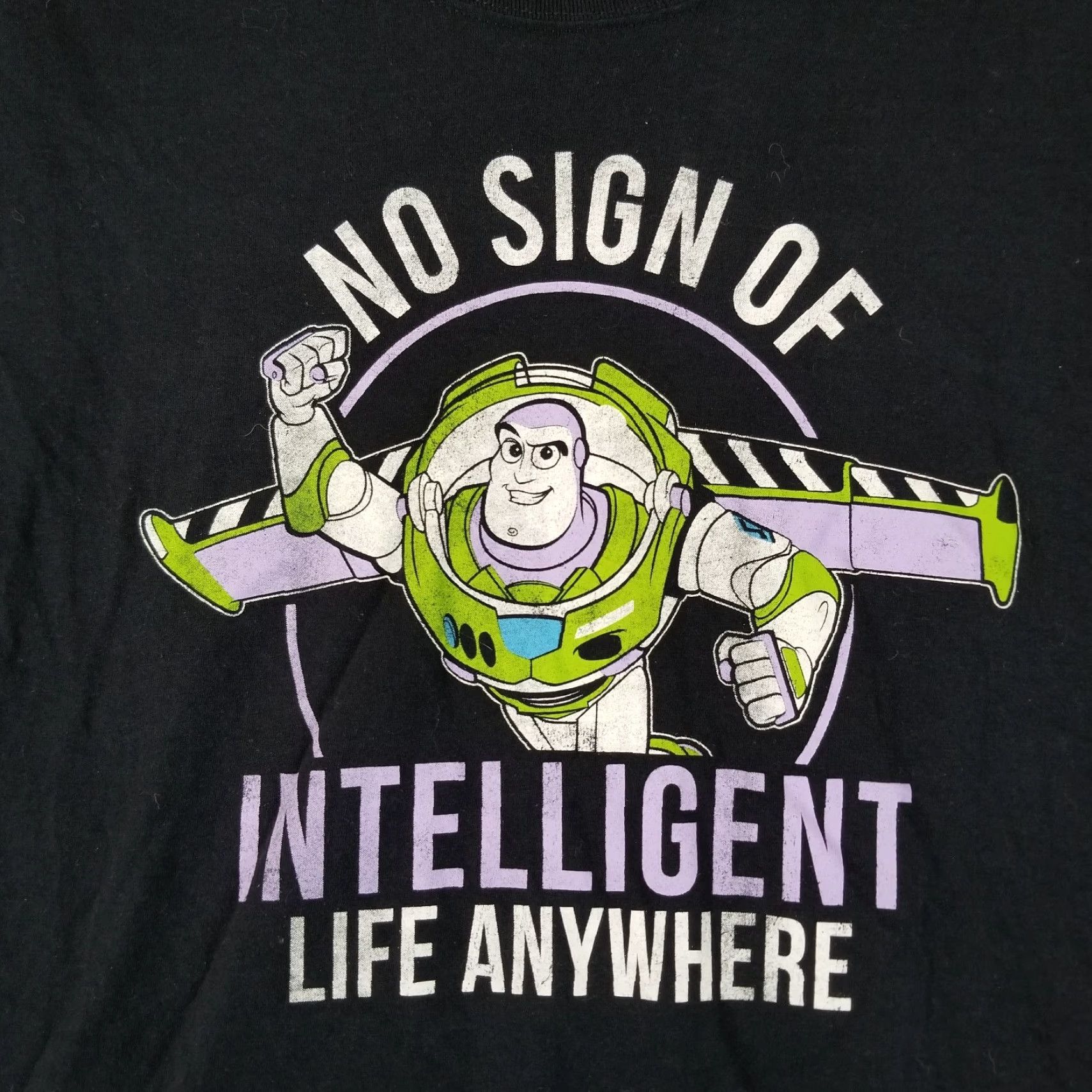 Disney VINTAGE Disney Toy Story Men Buzz Lightyear Graphic T-Shirt Short Sleeve Size 2XL Black Size US 39 - 2 Thumbnail