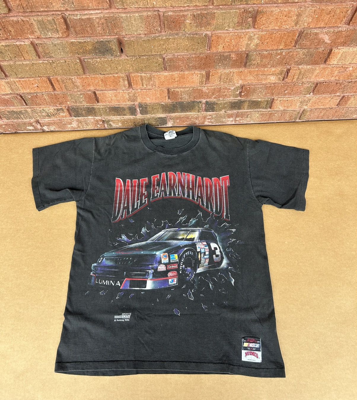 Vintage Vintage 90's Dale Earnhardt Intimidator T-Shirt Racing Rare Size US L / EU 52-54 / 3 - 1 Thumbnail