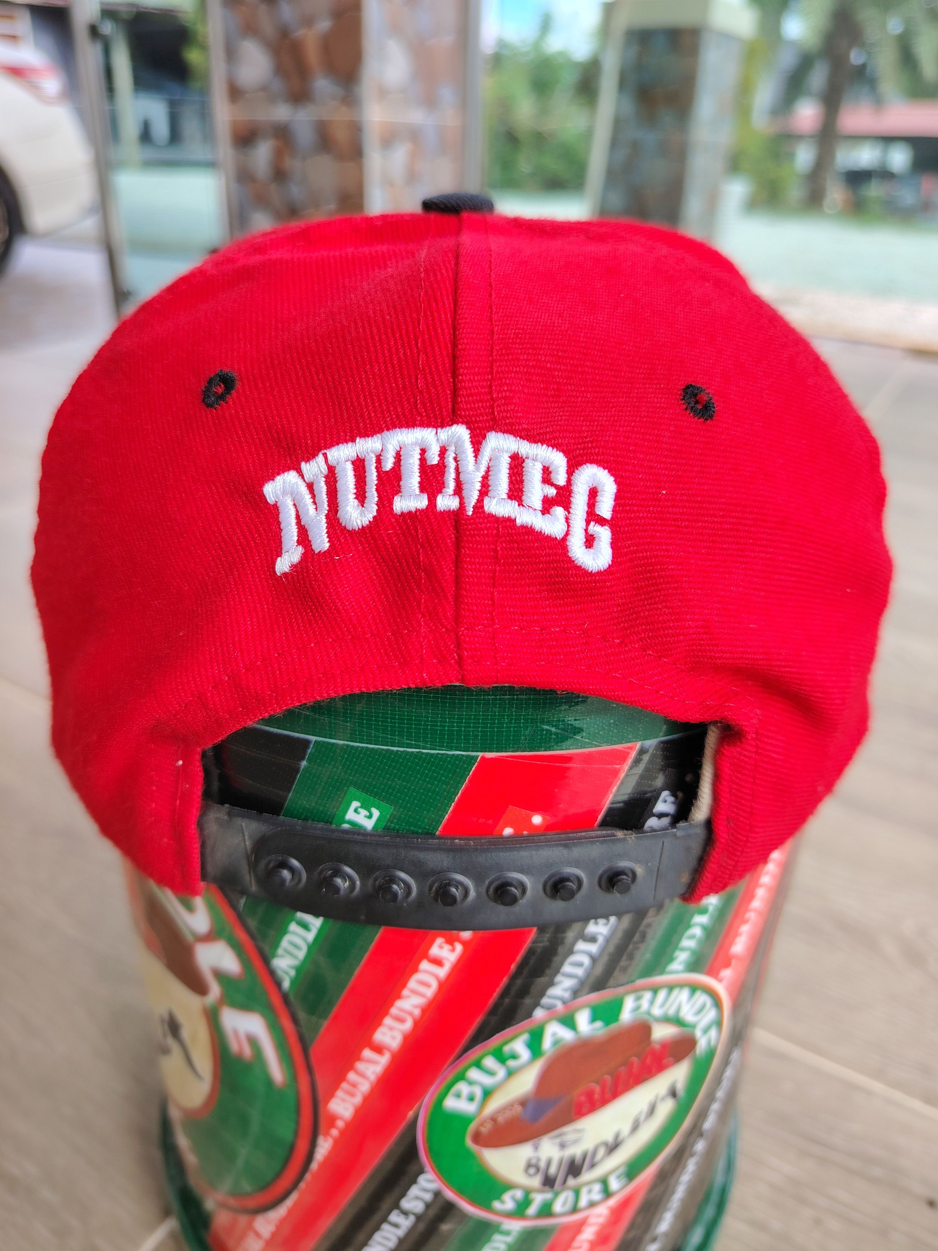 NCAA × Nutmeg × Vintage Vintage 90s Wisconsin Badgers Rose Bowl Nutmeg USA Hat Size ONE SIZE - 3 Thumbnail