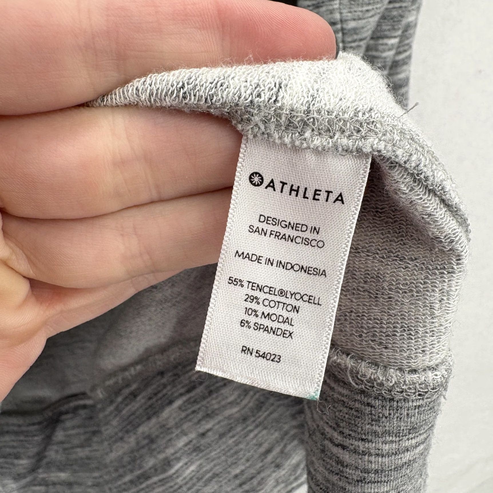 Athleta Athleta Sweatshirt Womens Large Gray Coaster Luxe Tencel Blend Raglan Pullover Size L / US 10 / IT 46 - 5 Thumbnail