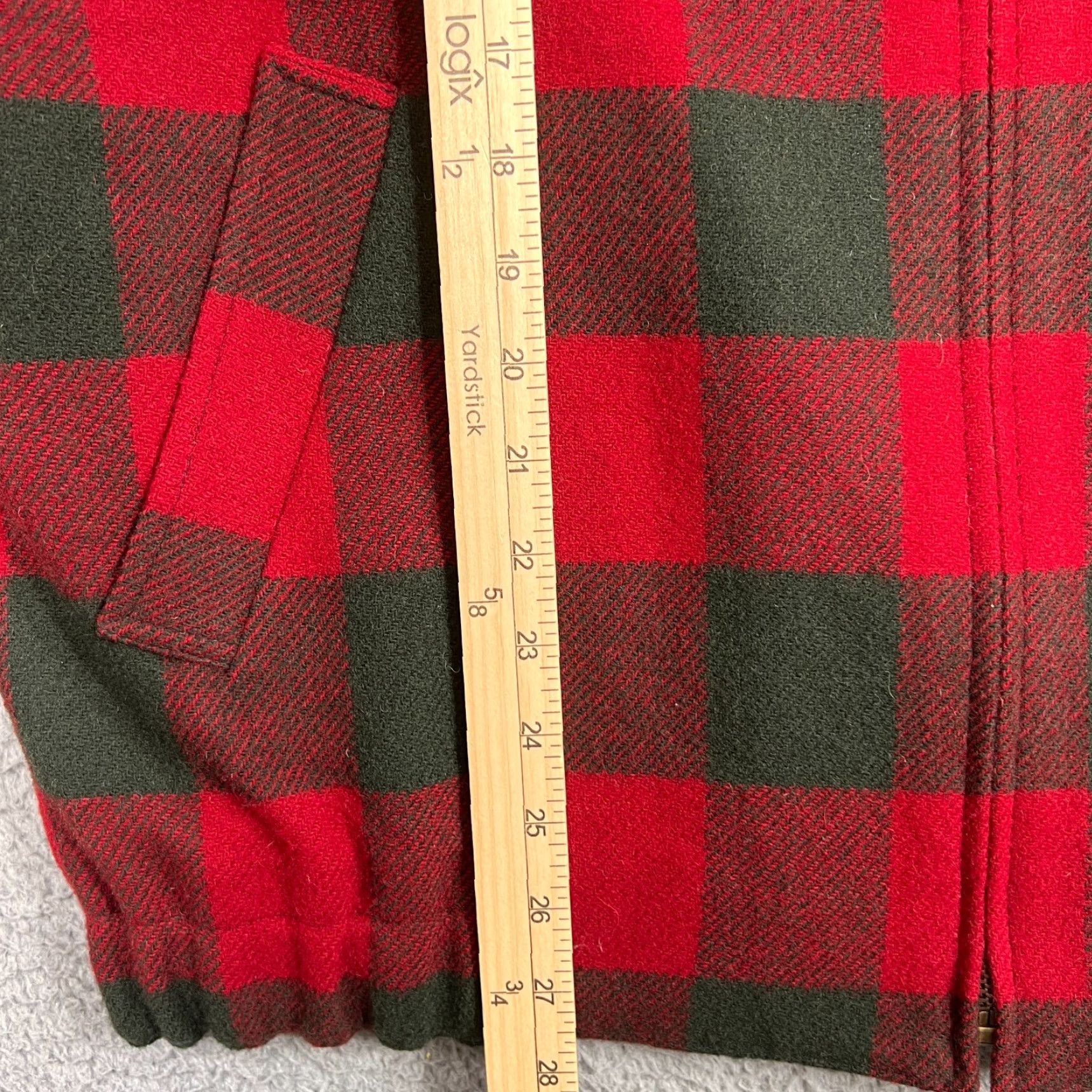 Pendleton VINTAGE Pendleton Knockabout Jacket L Red Green Plaid Wool Zip Up Corduroy Collar Size US L / EU 52-54 / 3 - 5 Thumbnail