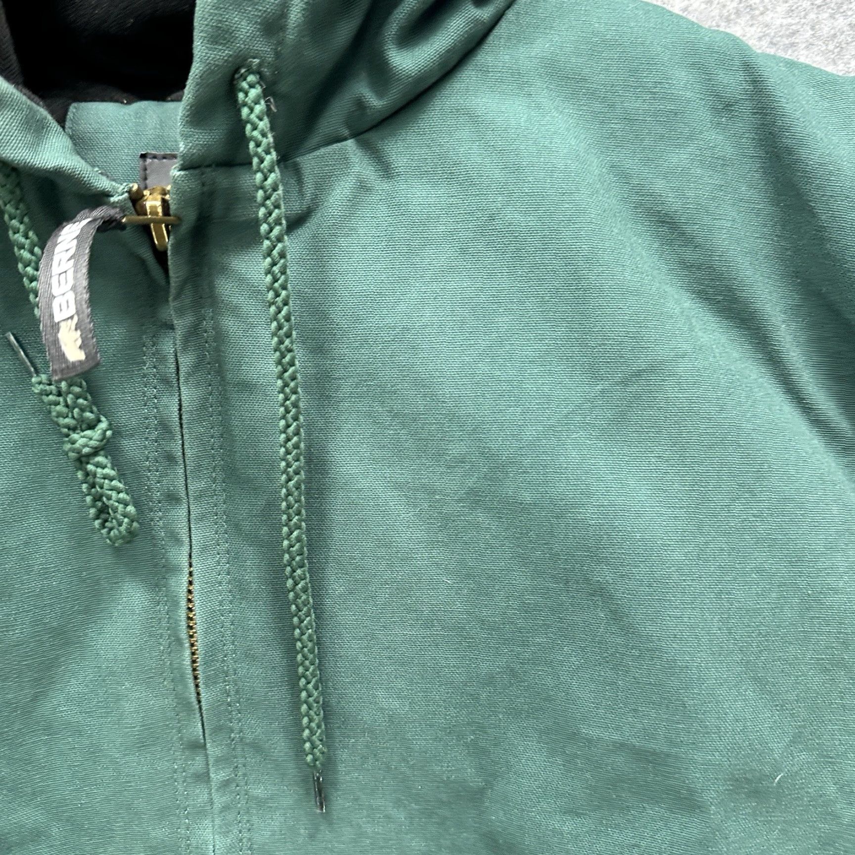 Vintage Berne Heritage Duck Hooded Active Work Jacket Mens 3XL Green Full Zip Bomber Jacket Pockets Lined Heavyweight Winter Casual Workwear Canvas Cotton Size US XXL / EU 58 / 5 - 7 Thumbnail