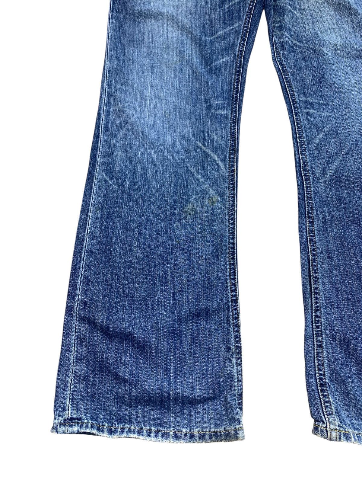 Wrangler Wrangler Brand Whiskers Blue Wash Style Bootcut Jeans Size US 32 / EU 48 - 5 Thumbnail