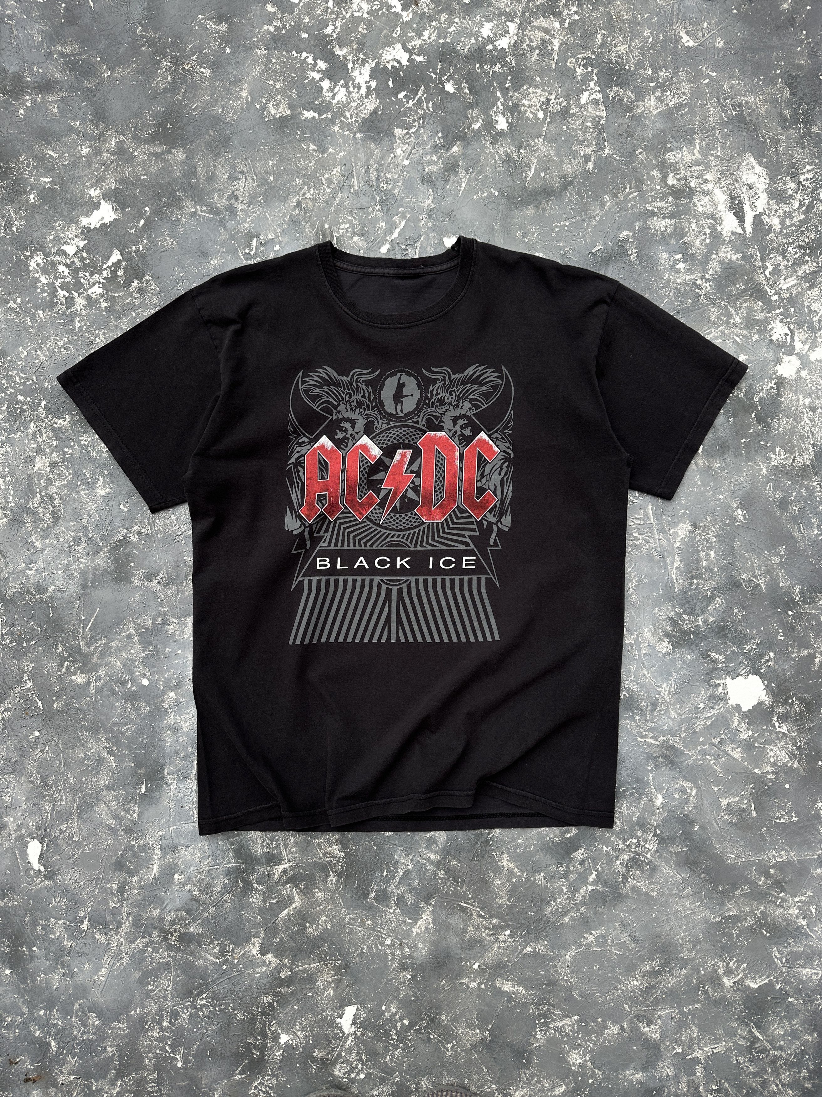 AC/DC × Band Tees × Vintage vintage acdc black ice shirt Size US M / EU 48-50 / 2 - 1 Thumbnail