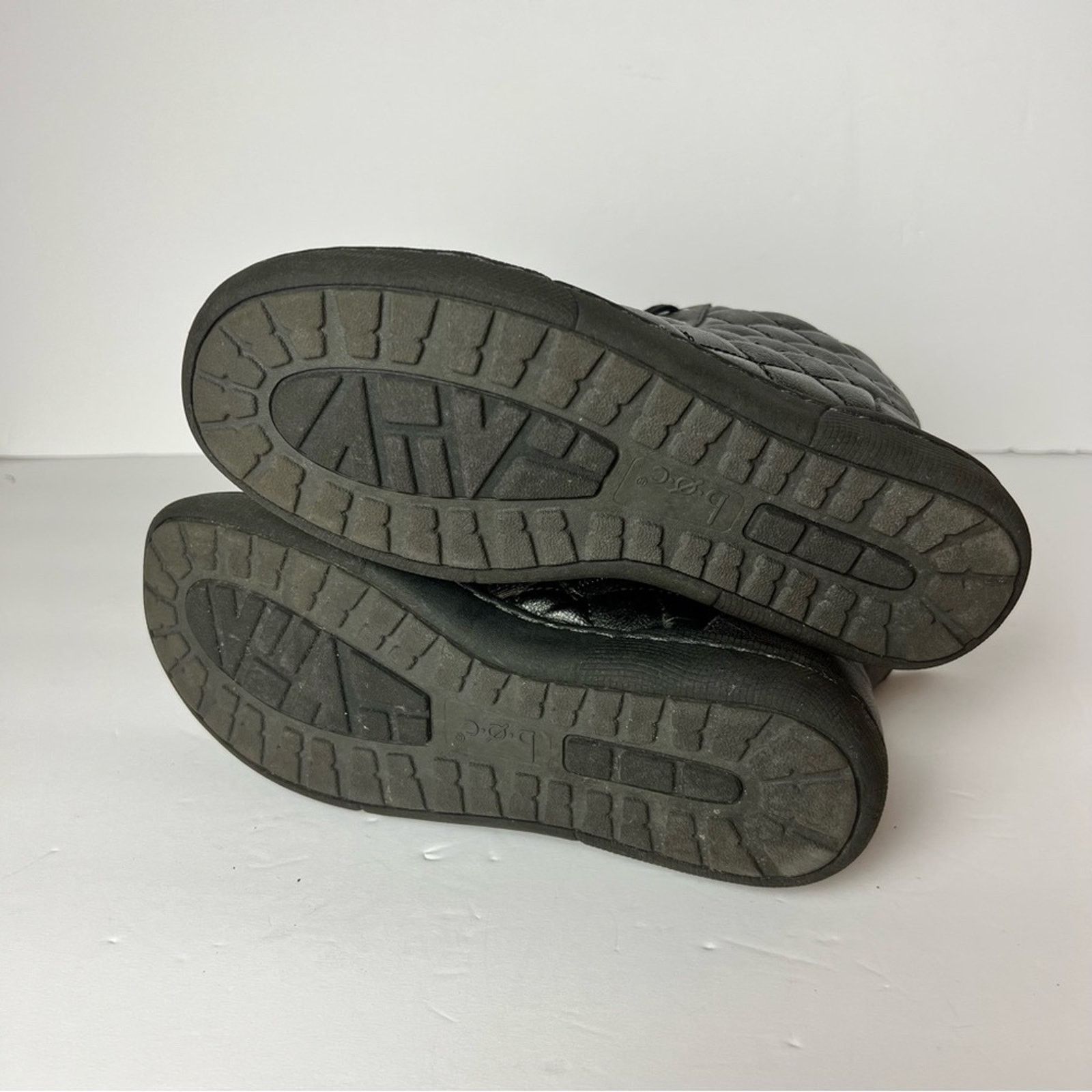 Boc Boc Leather Grey Leather Quilted Side Zip Booties Women 6M Size US 6 / IT 36 - 14 Thumbnail