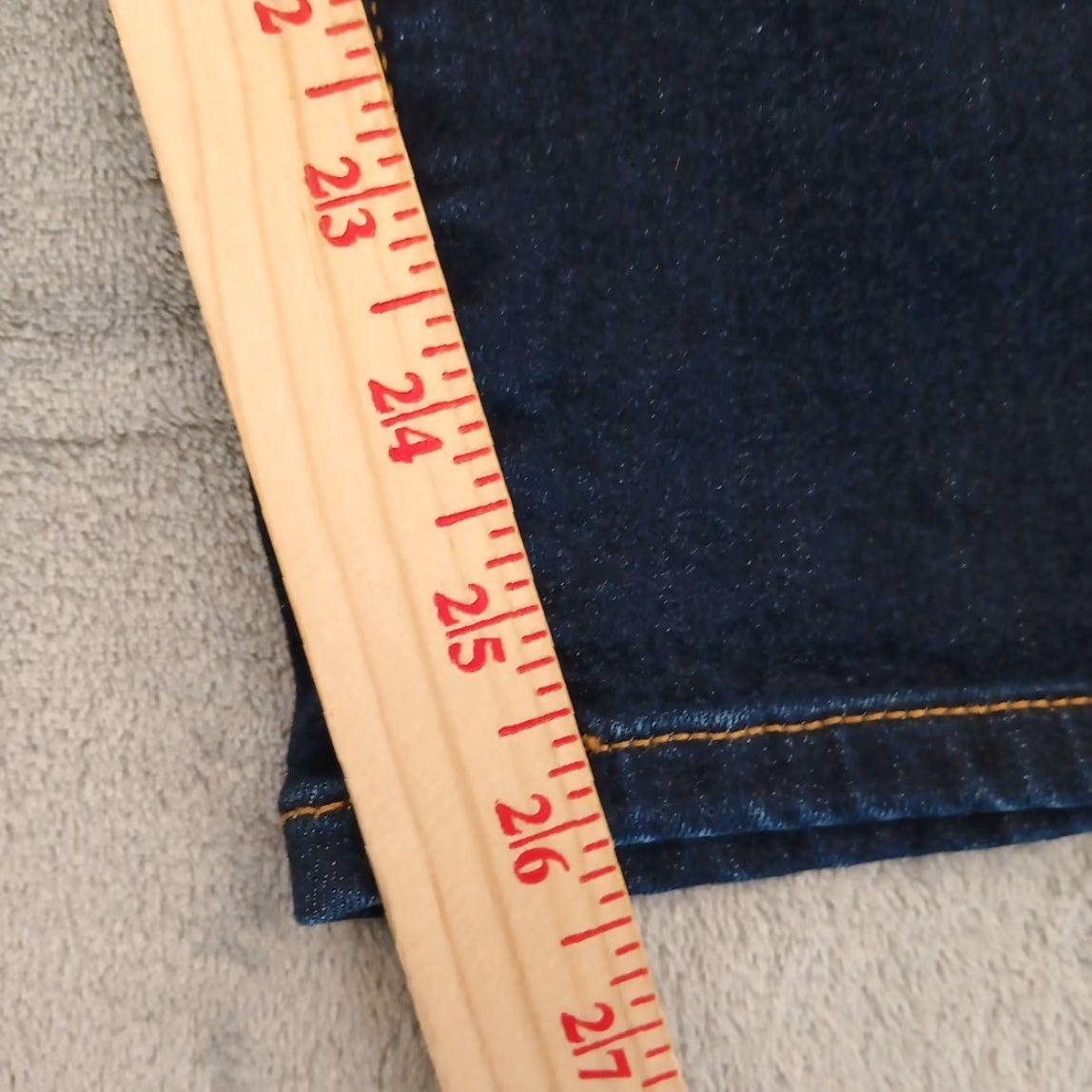 Torrid **Torrid Skinny Jeans Women Size 3 Blue Dark Wash Denim Zip** User: Torrid Skinny Jeans Women Size 3 Blue Dark Wash Denim Zip Size 26" / US 2 / IT 38 - 4 Thumbnail