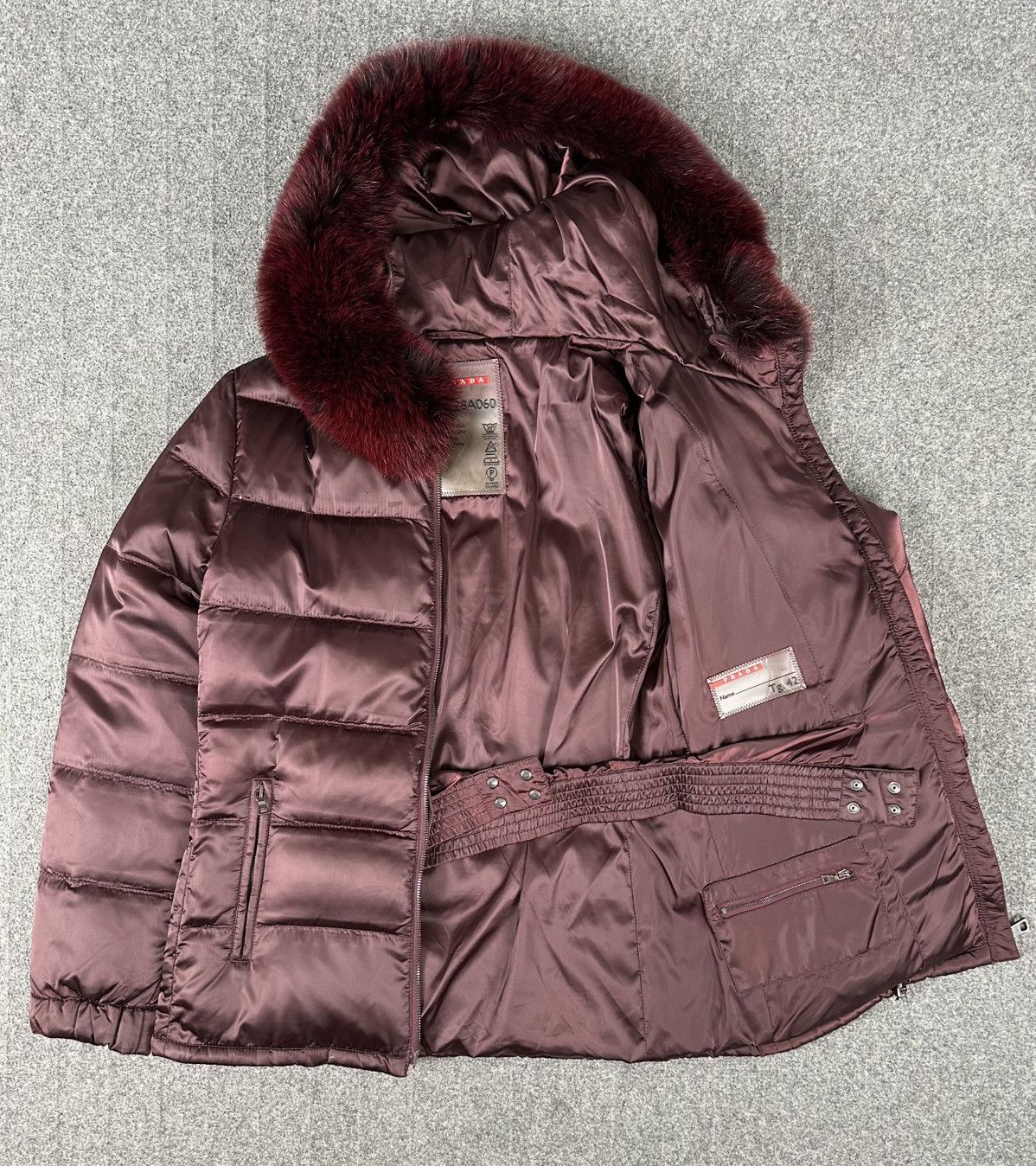 Prada Prada - 09 Down Zip-Up Nylon Hooded Jacket Fox Fur - Maroon Size M / US 6-8 / IT 42-44 - 3 Thumbnail