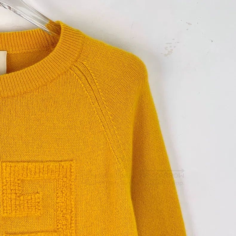Givenchy Givenchy Orange Logo Fleece Cashmere Crewneck Long Sleeve Size US S / EU 44-46 / 1 - 3 Thumbnail