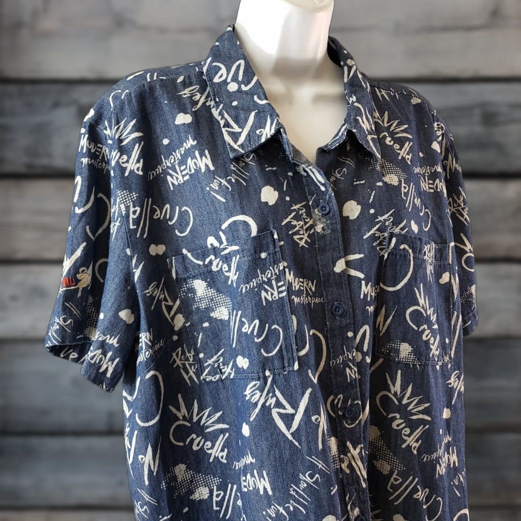 Disney Disney Womens Button Front Shirt XL Blue Chambray Denim Short Sleeve Cruella Theme Size XL / US 12-14 / IT 48-50 - 1 Thumbnail