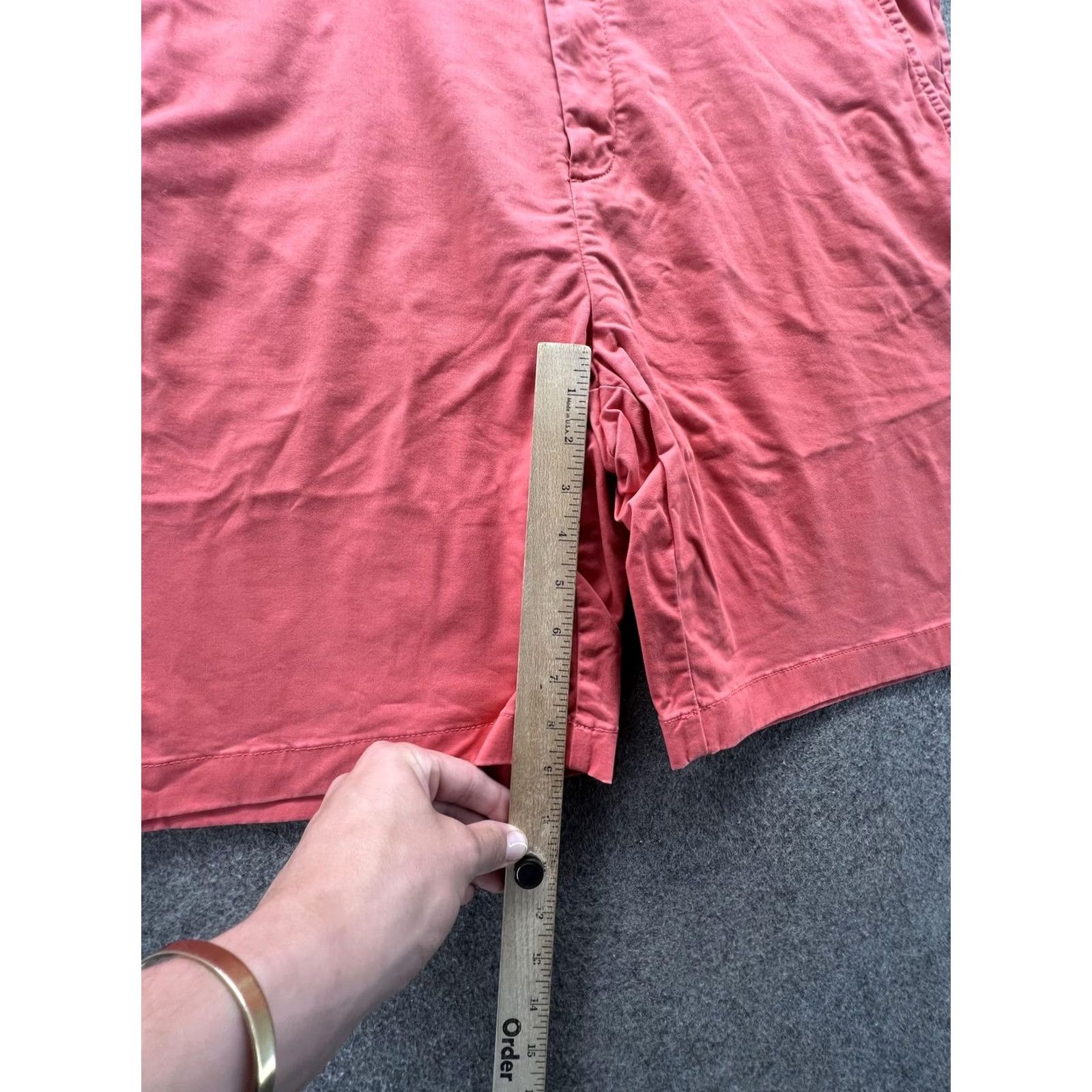 Tommy Hilfiger Tommy Hilfiger Shorts Mens 38 Red Flat Front 9 Inseam Chino Casual Summer Size US 38 / EU 54 - 2 Thumbnail