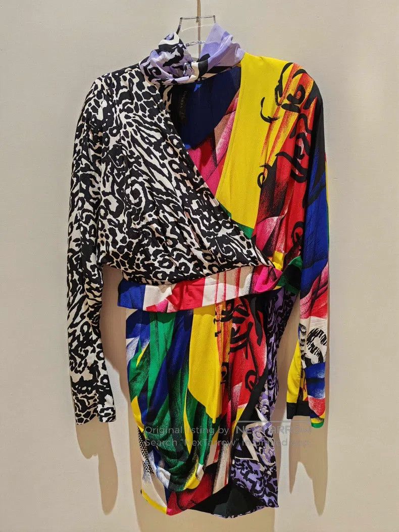 Versace Versace Limited edition dress Size XS / US 0-2 / IT 36-38 - 1 Thumbnail