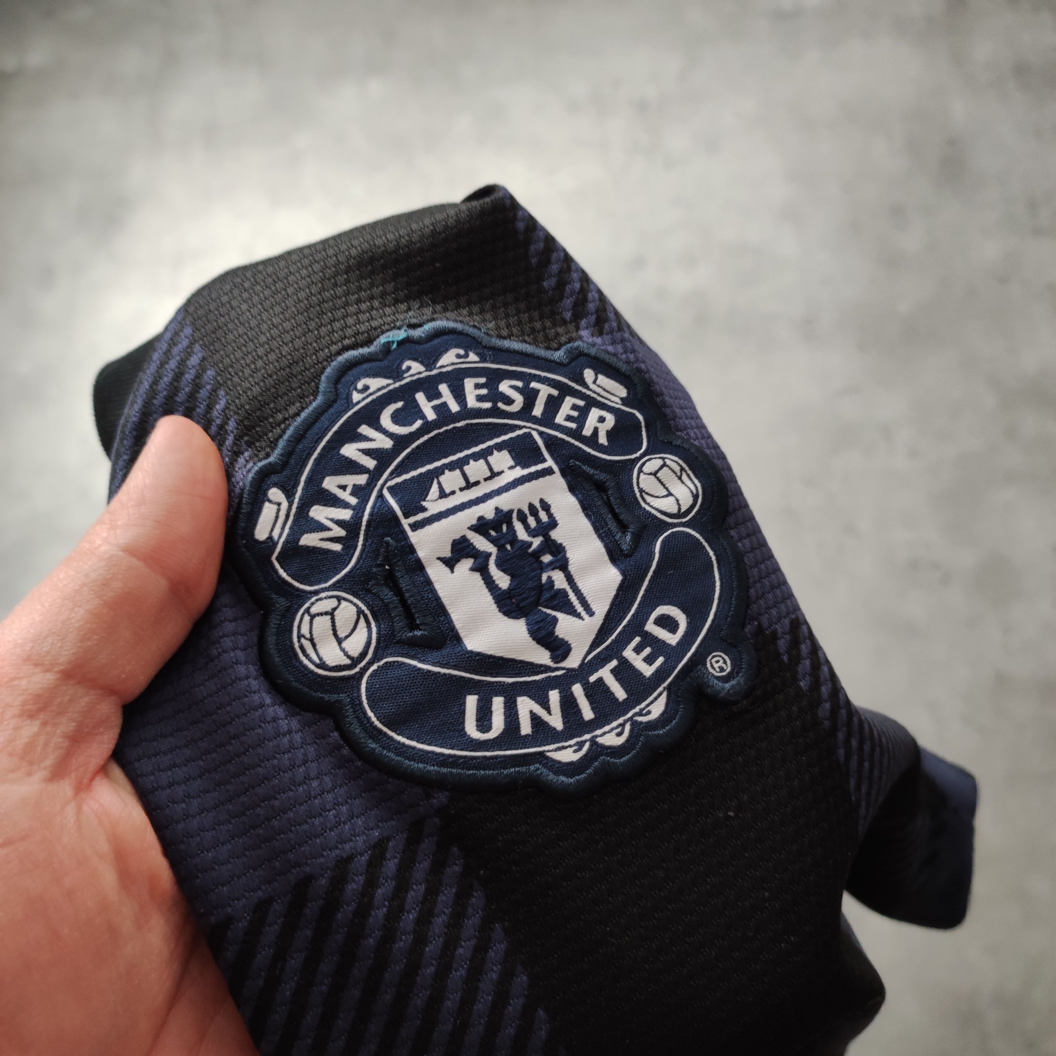 Nike × Vintage Vintage 13/14 Manchester United x Nike Football Away Jersey Size US XL / EU 56 / 4 - 5 Thumbnail