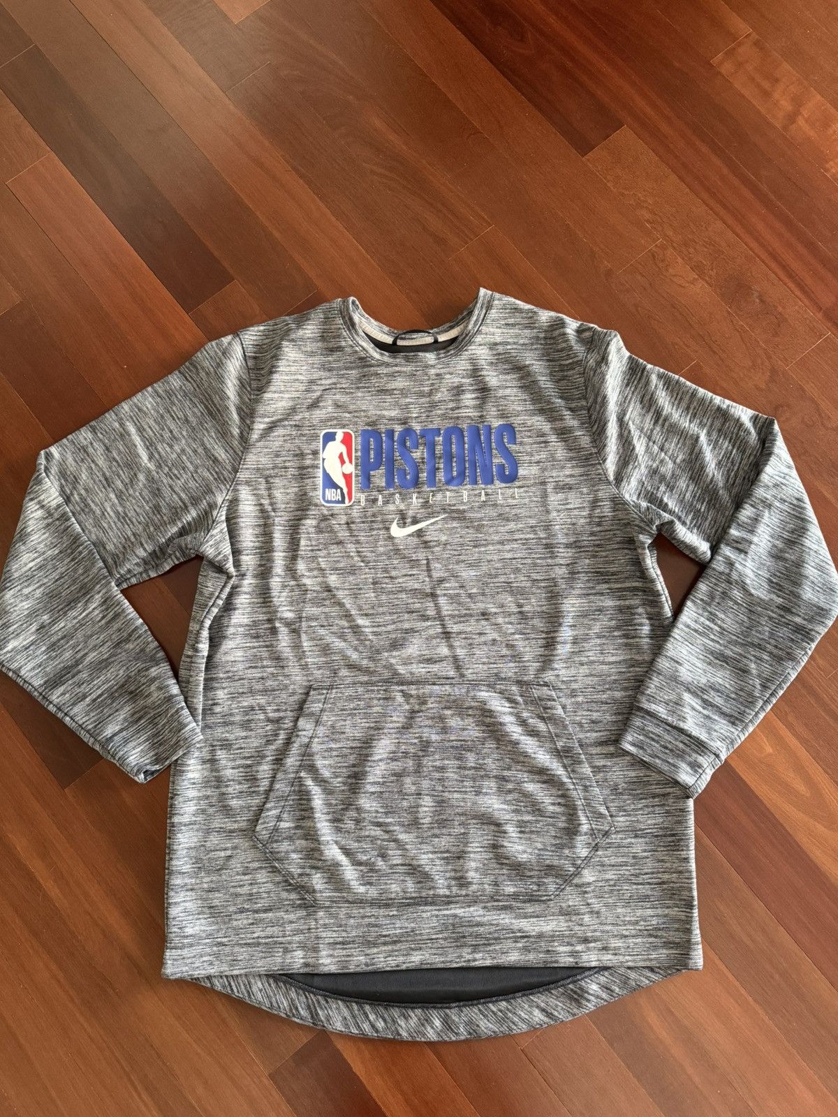 Nike Detroit Pistons Nike Crewneck Size US L / EU 52-54 / 3 - 1 Thumbnail