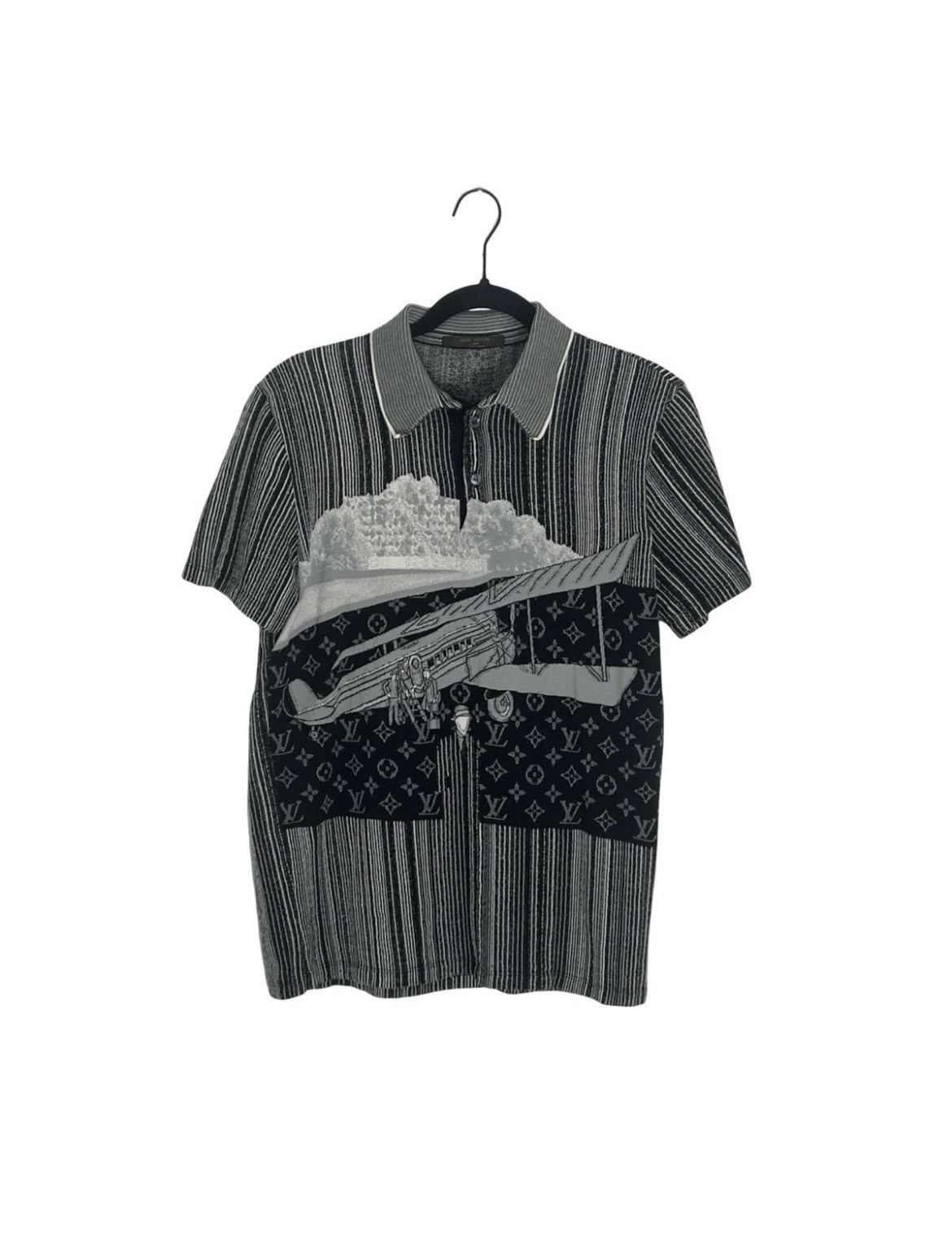 Louis Vuitton Louis Vuitton Men's Nouvel Horizon Plane Polo Size Medium Size US M / EU 48-50 / 2 - 1 Thumbnail