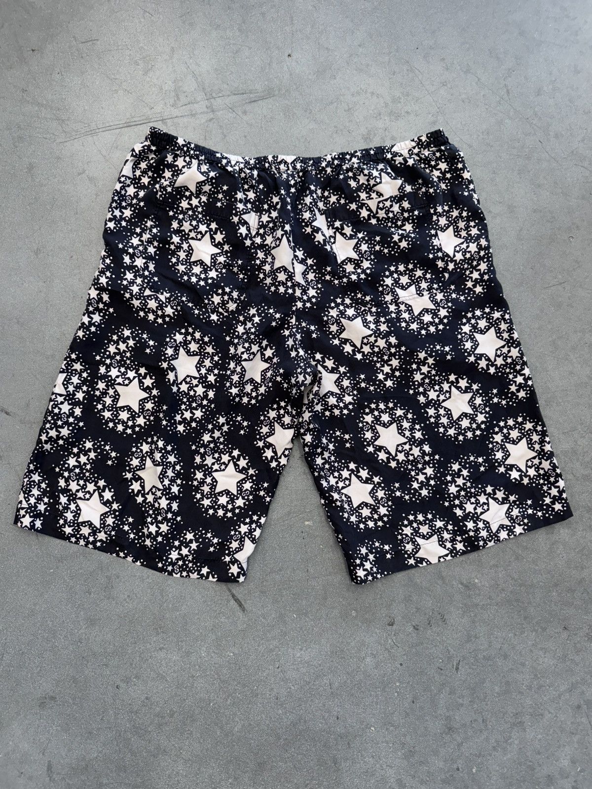 Gucci Gucci GG Star Monogram Logo Silk Shorts Size 54 Size US 36 / EU 52 - 2 Thumbnail