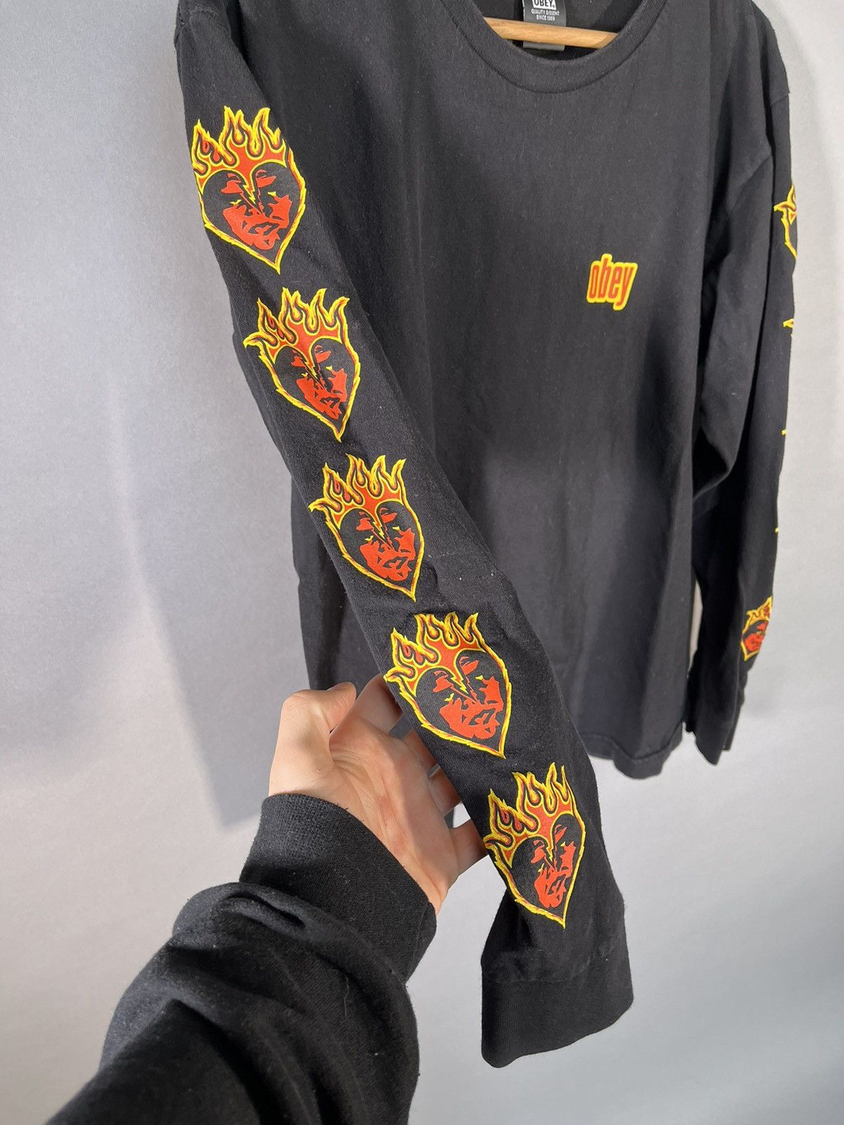 Affliction Y2K Obey Andre the Giant “Flaming Heart” Longsleeve Size US M / EU 48-50 / 2 - 3 Thumbnail