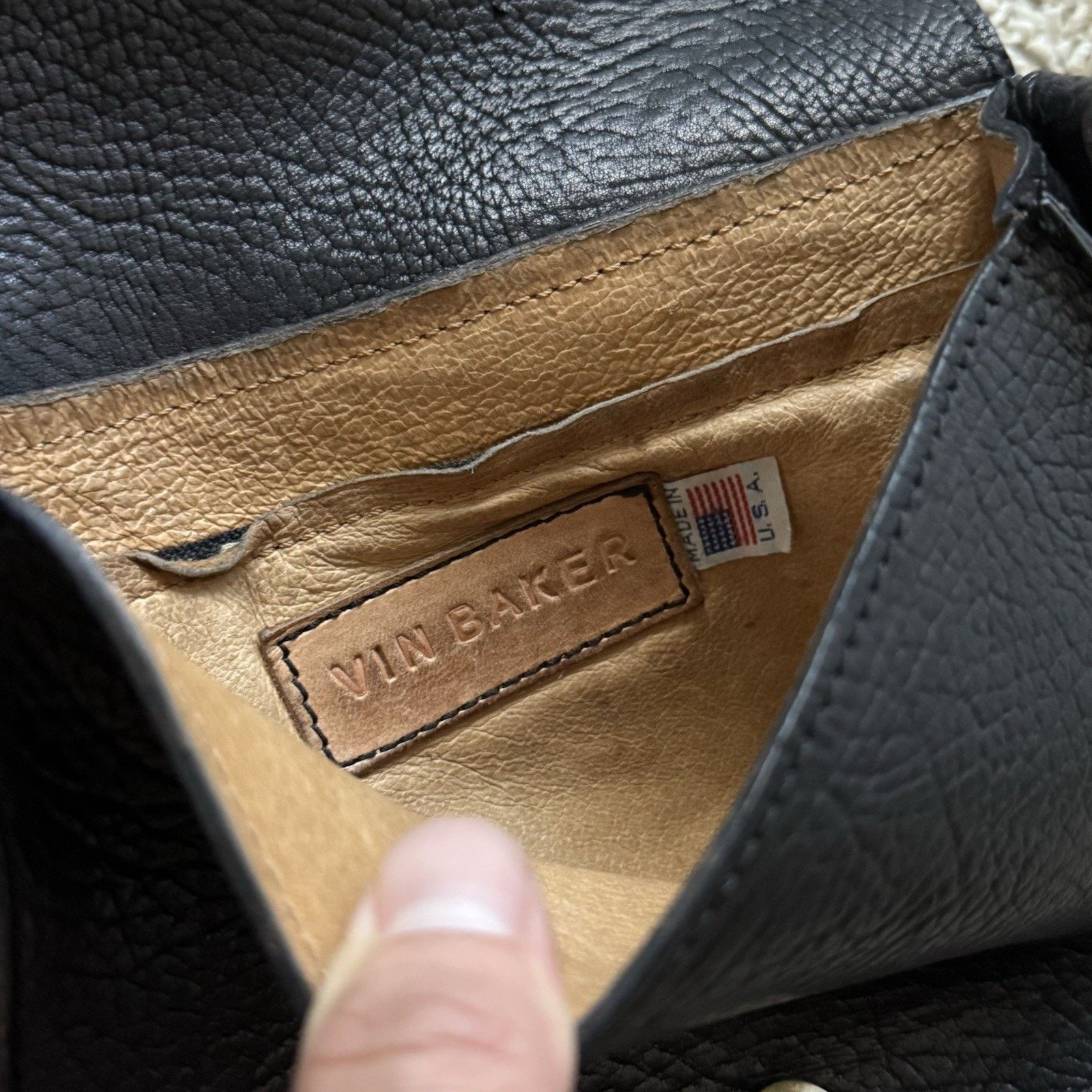 Other VIN BAKER Saddle Leather Black Cross-Body Shoulder Bag Purse Size ONE SIZE - 7 Thumbnail