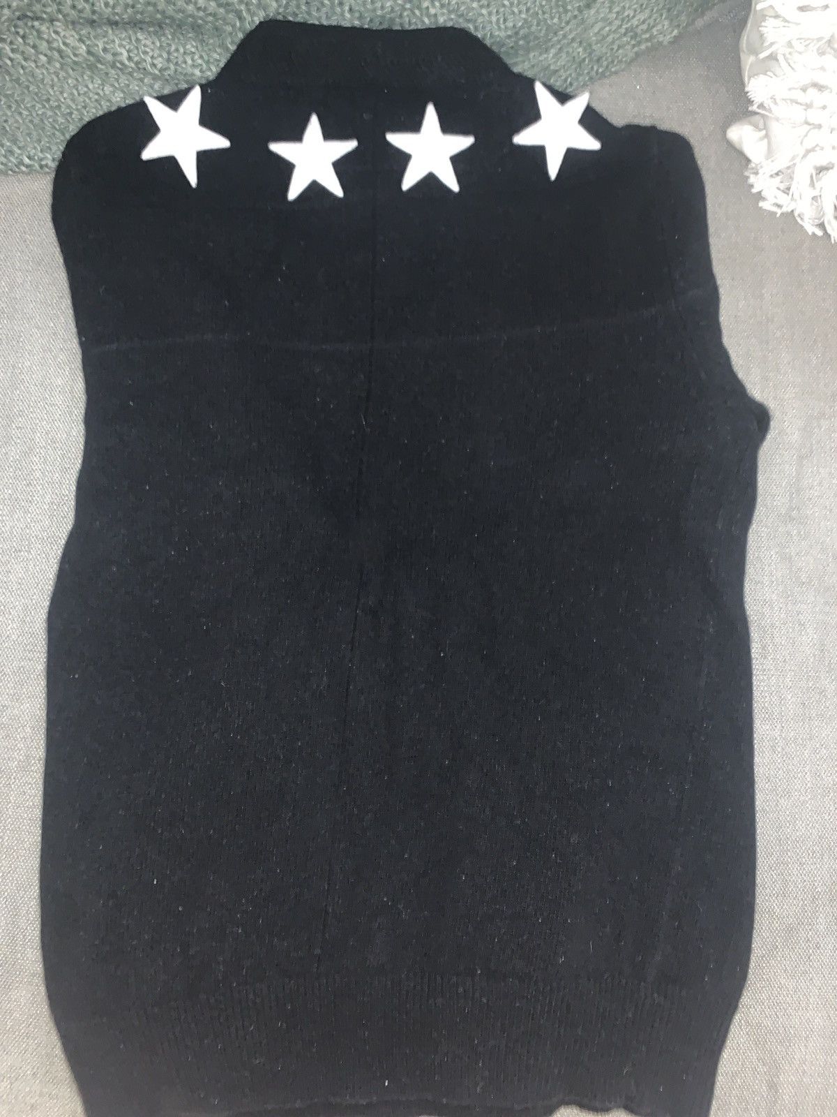 Givenchy Givenchy Star Embroidered Sweater Size US M / EU 48-50 / 2 - 7 Thumbnail