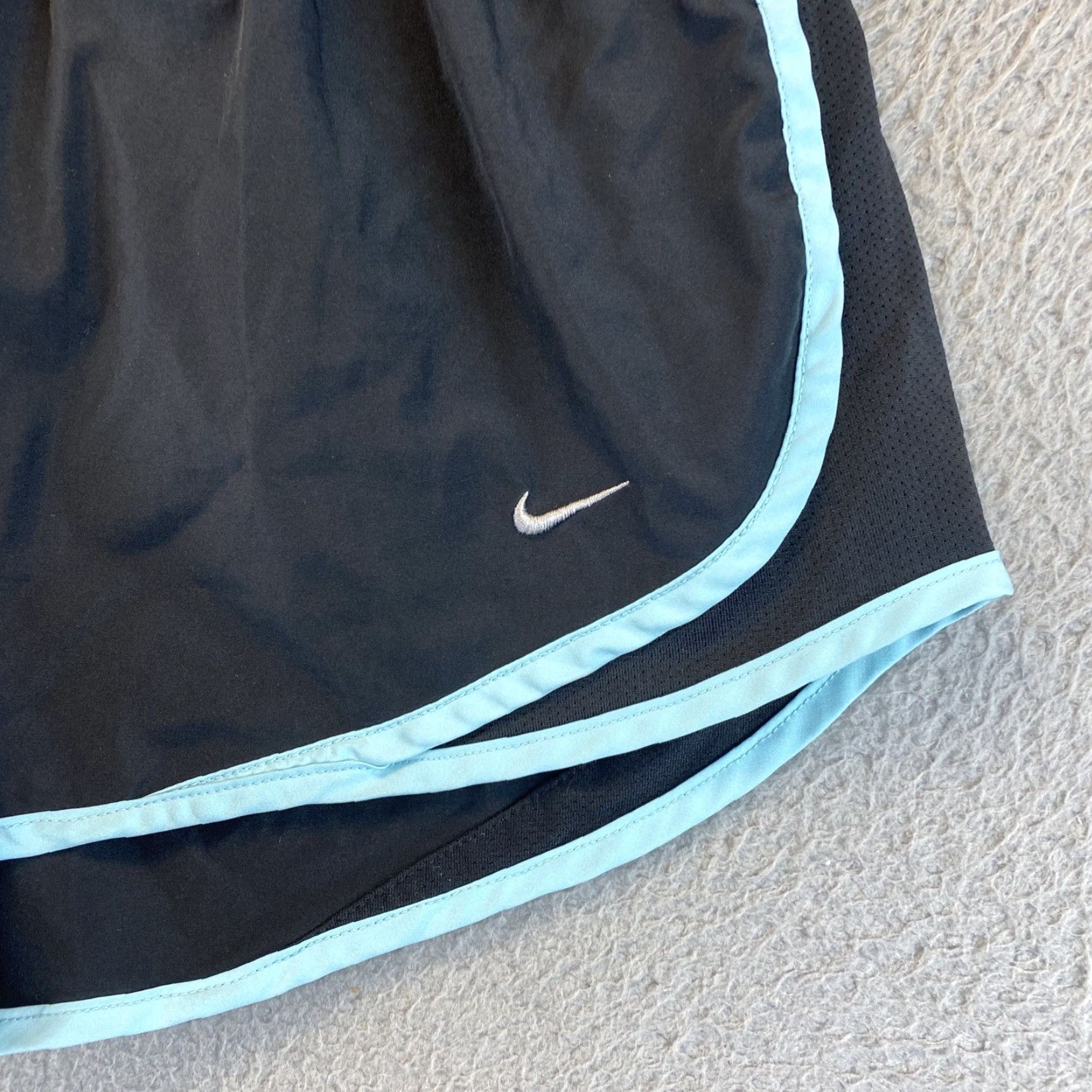 Nike Nike Women's M Running Training Shorts Black Turquoise / 84-58 Size 32" / US 10 / IT 46 - 2 Thumbnail