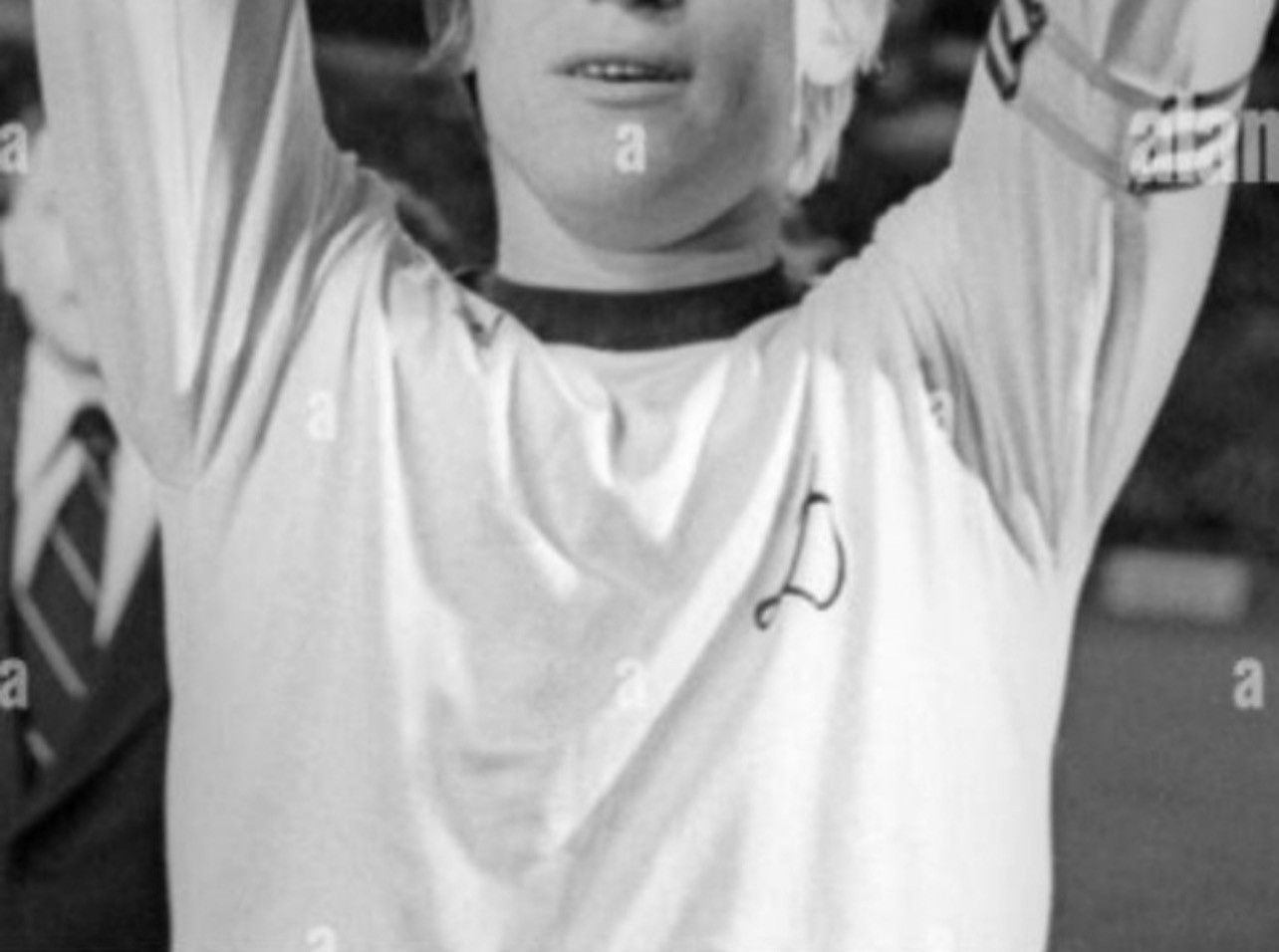 Other Rare Vintage Dynamo Kiev 1975+ USSR Training Jersey Football Size US S / EU 44-46 / 1 - 4 Thumbnail