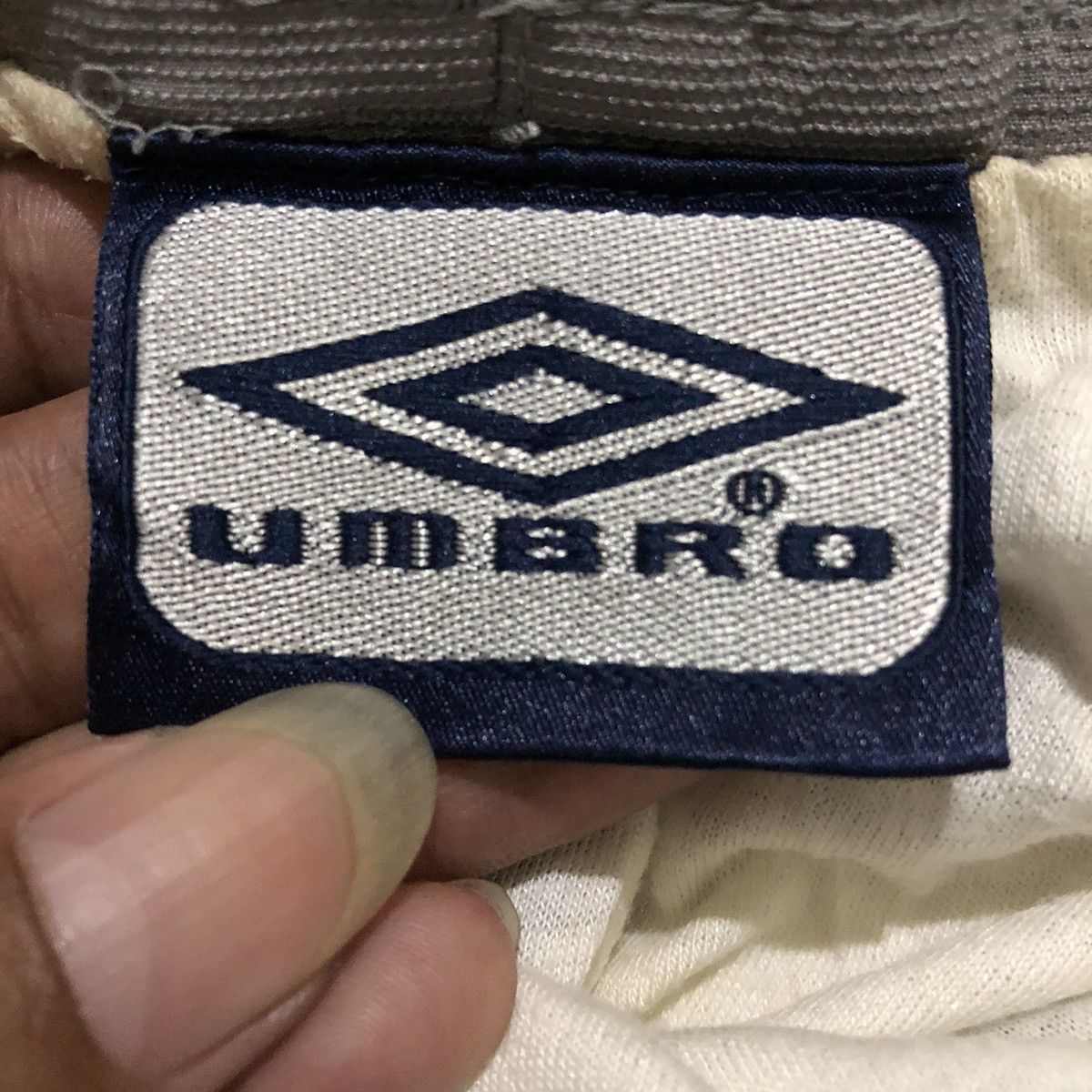 Umbro Vintage UMBRO Baggy Sweat Pant Size US 36 / EU 52 - 4 Thumbnail